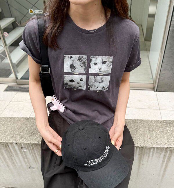 fredy emue「刺しゅう入りCAT PHOTO Tシャツ」|Tシャツ・カットソー|