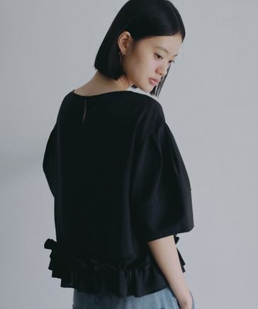 A part by 「オンオフ兼用としても◎【接触冷感】フリルヘムブラウス」|シャツ・ブラウス|