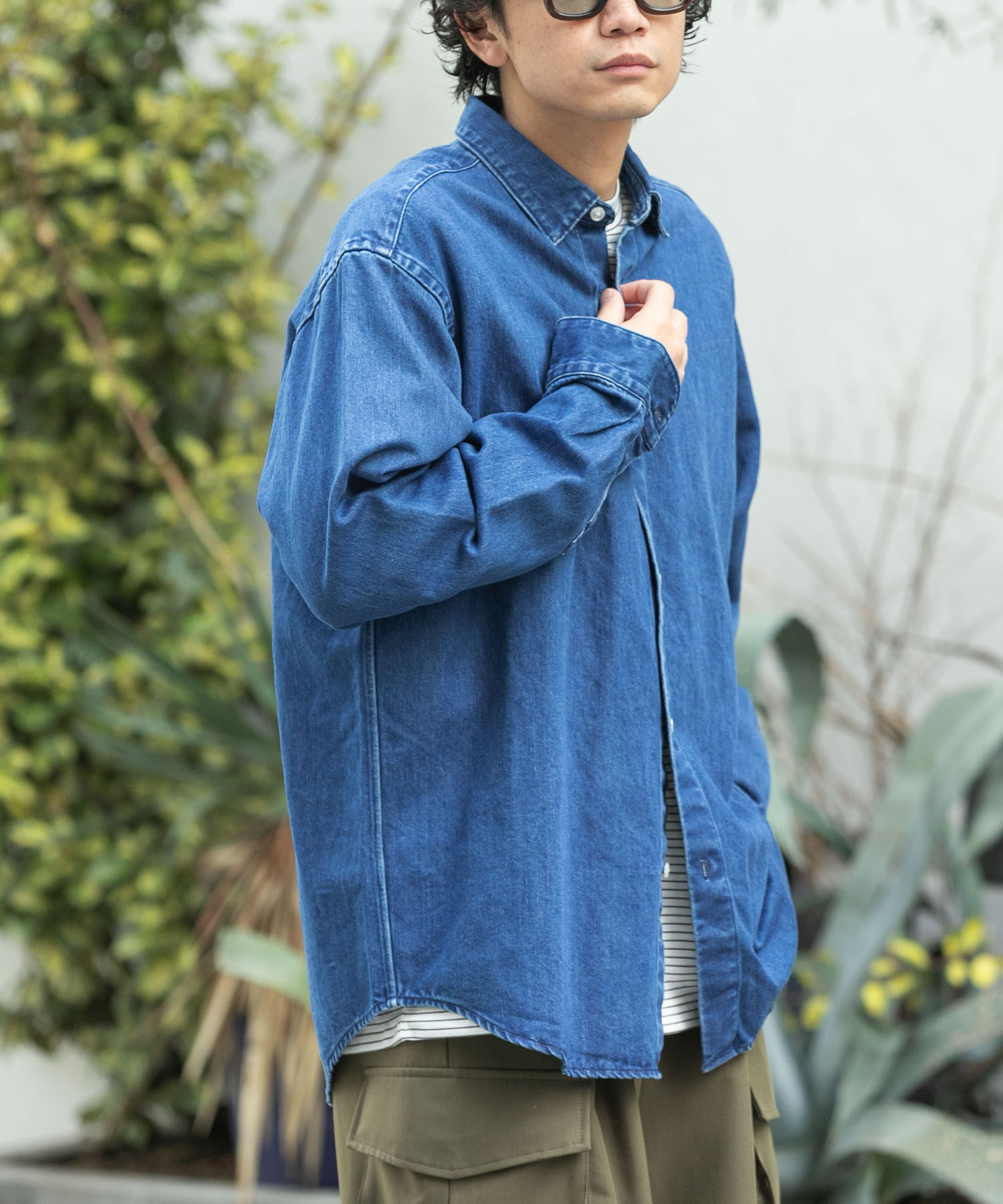 URBAN RESEARCH DOORS「FORK&SPOON　ペーパーデニムシャツ」|シャツ・ブラウス|