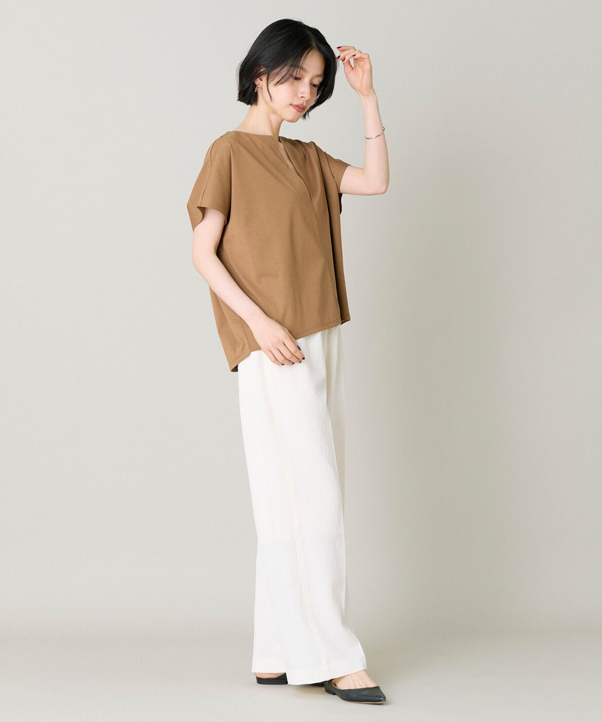 DAY by DAY it&rsquo;s international「ｷｰﾈｯｸｶｯﾄﾌﾟﾙｵｰﾊﾞｰ|すっきり魅せるｷｰﾈｯｸ､軽やか天」|Tシャツ・カットソー|