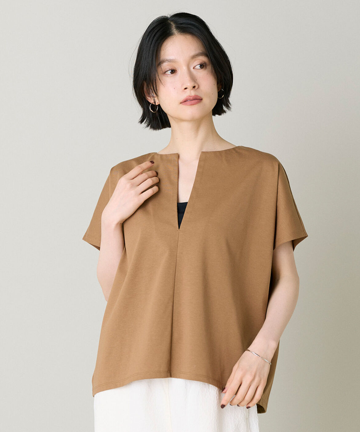DAY by DAY it&rsquo;s international「ｷｰﾈｯｸｶｯﾄﾌﾟﾙｵｰﾊﾞｰ|すっきり魅せるｷｰﾈｯｸ､軽やか天」|Tシャツ・カットソー|