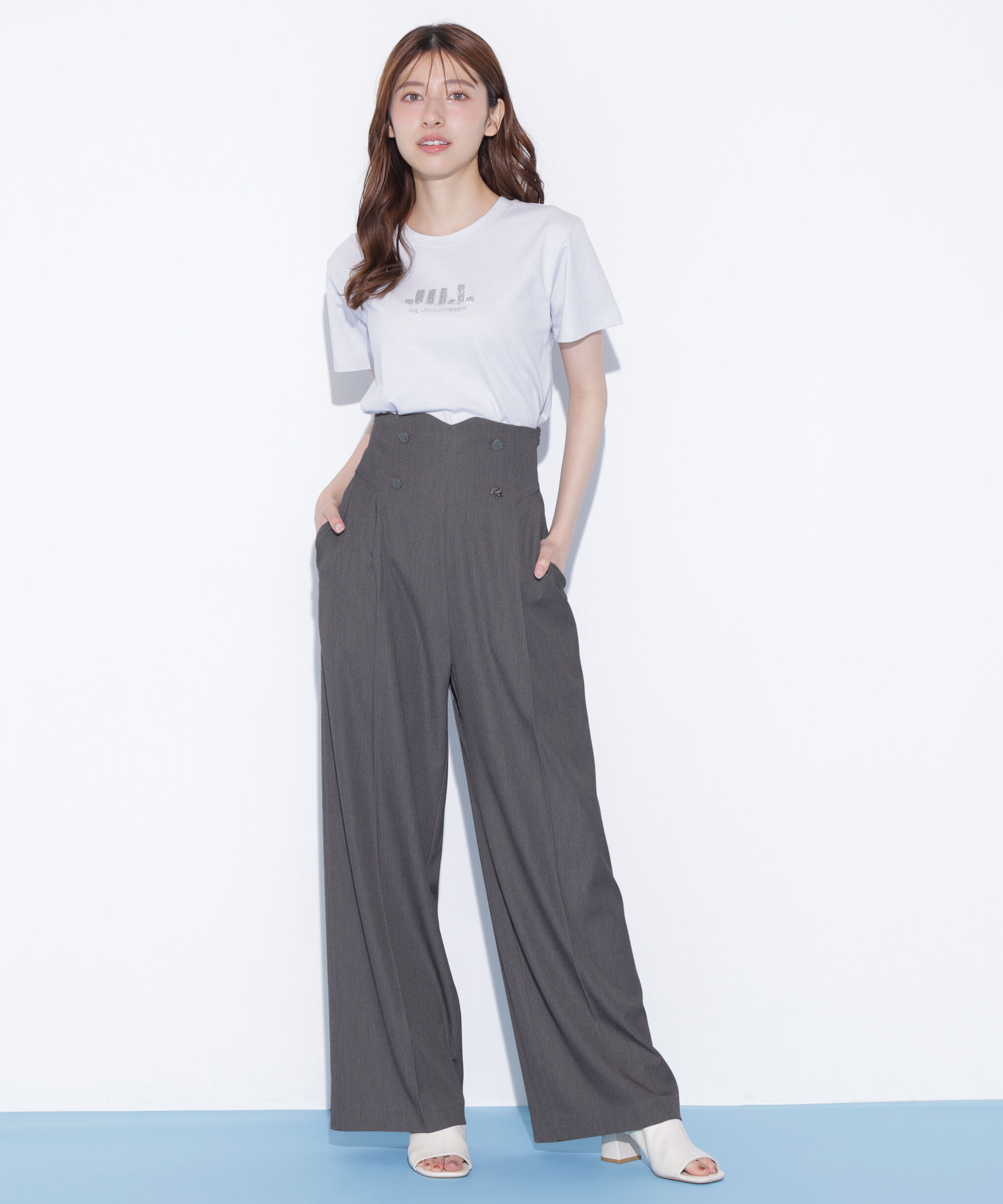  「スパンコールロゴ刺繍Tシャツ OC」|Tシャツ・カットソー|