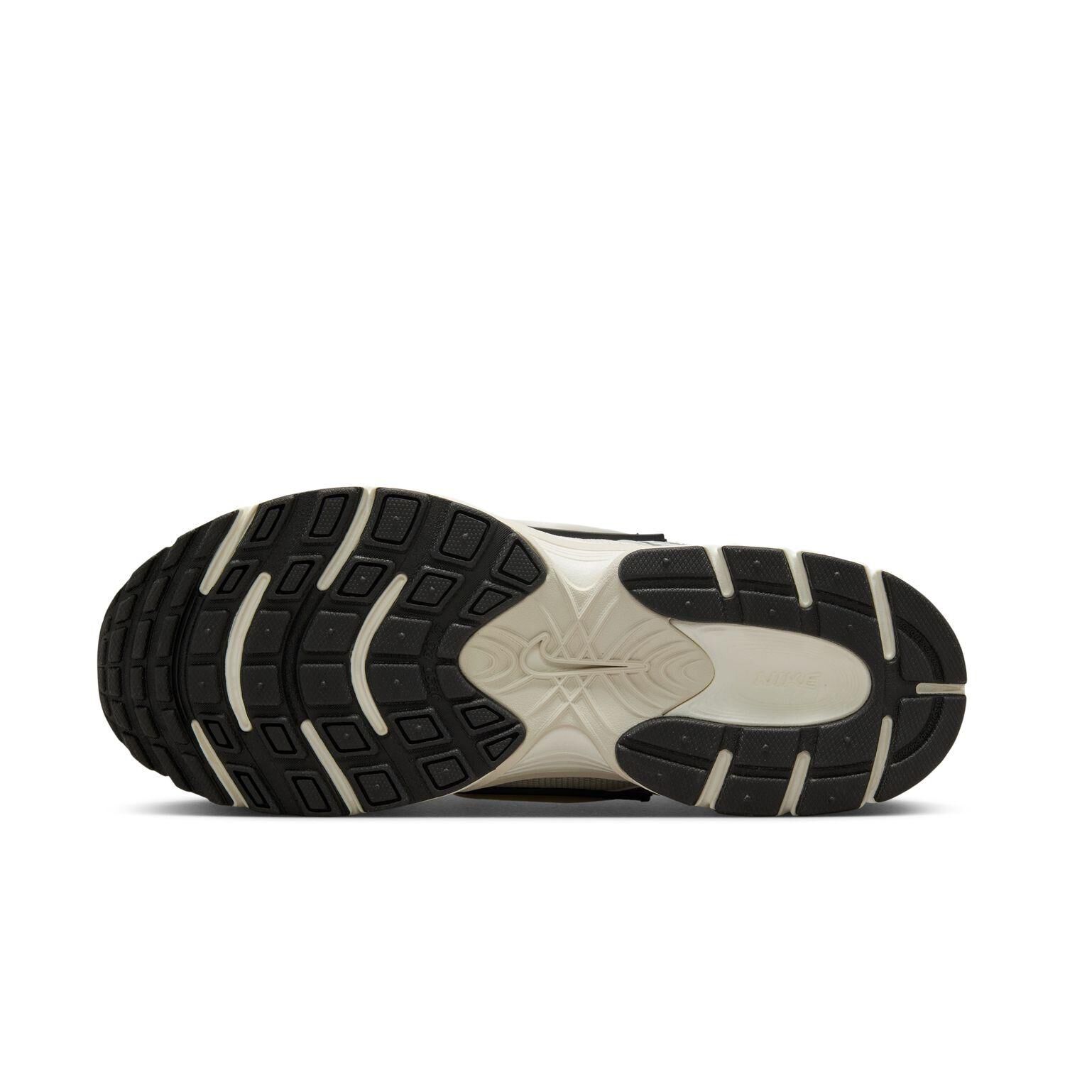 NIKE「【NIKE】W V5 RNR」|スニーカー|