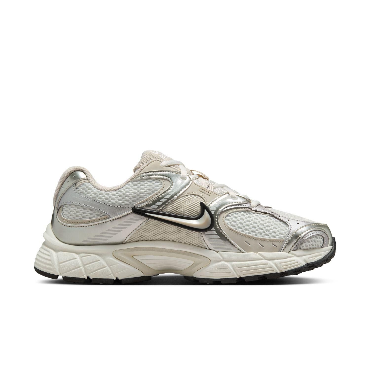 NIKE「【NIKE】W V5 RNR」|スニーカー|
