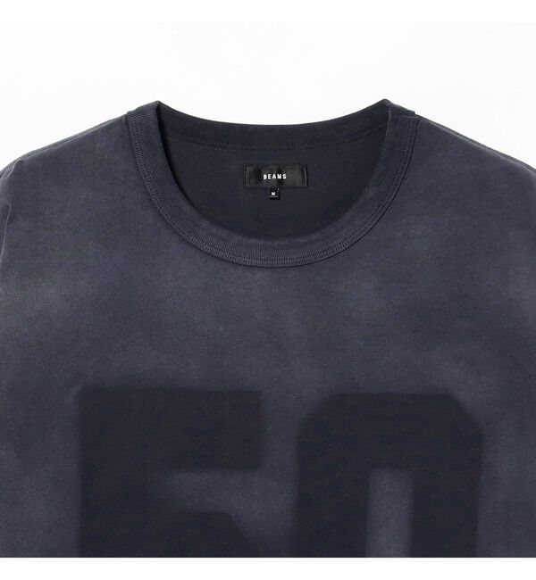 BEAMS「フェード ナンバリング Tシャツ【ワイドショートフィット】」|Tシャツ・カットソー|