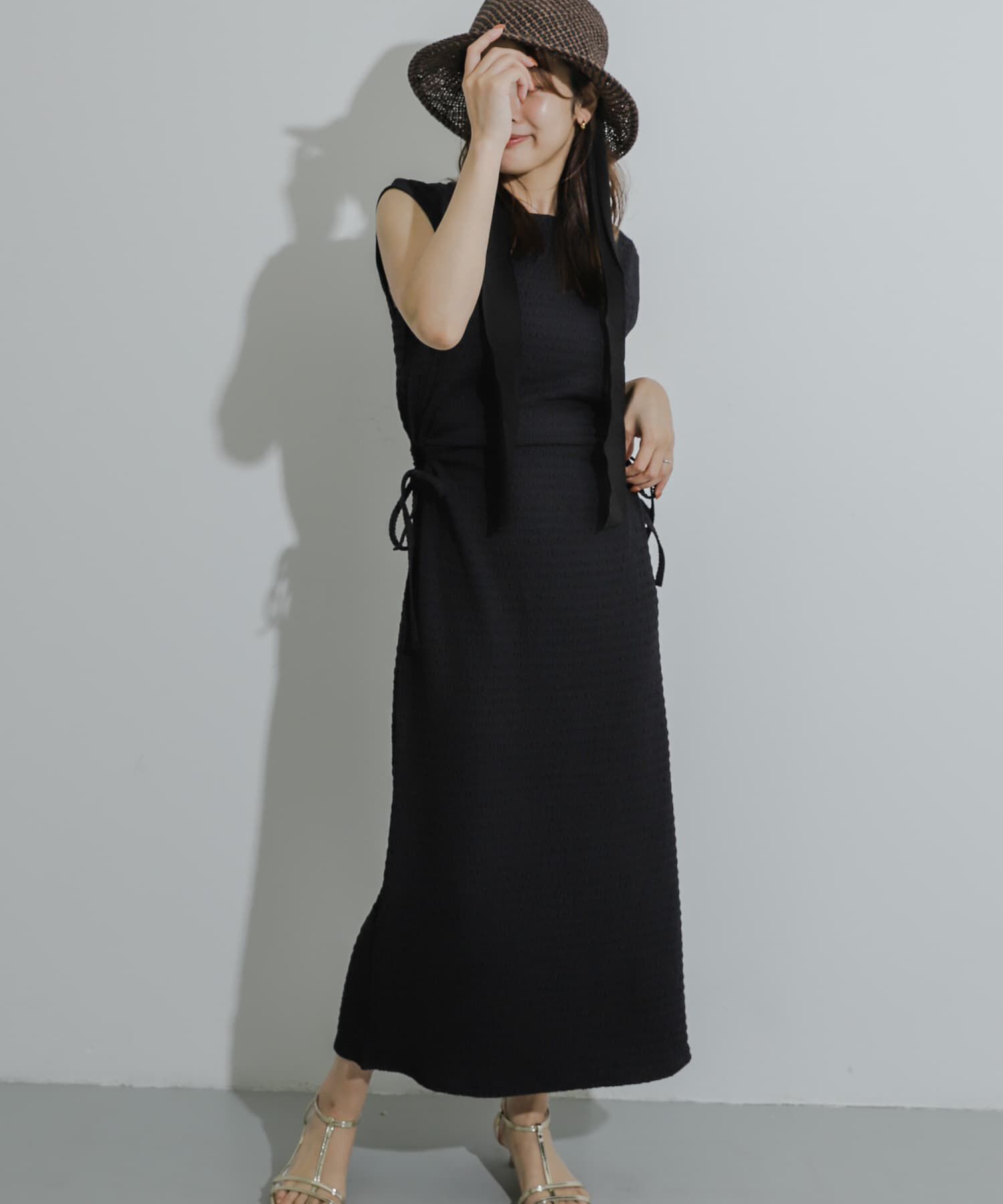 SENSE OF PLACE by URBAN RESEARCH「サイドホールジャガードカットワンピース」|ワンピース|
