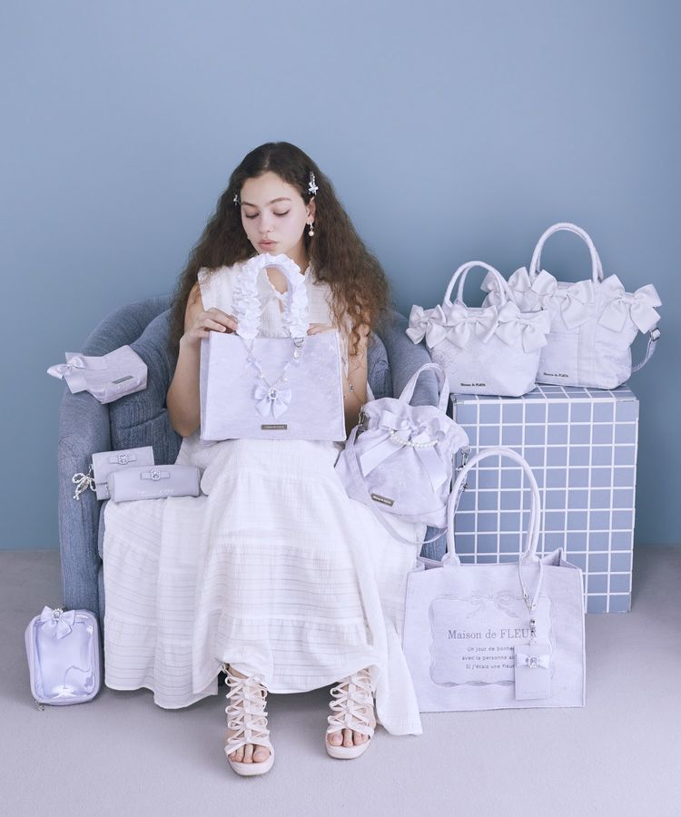 Maison de FLEUR「【WEB限定】ブルーマニアクリアポーチ」|ポーチ|