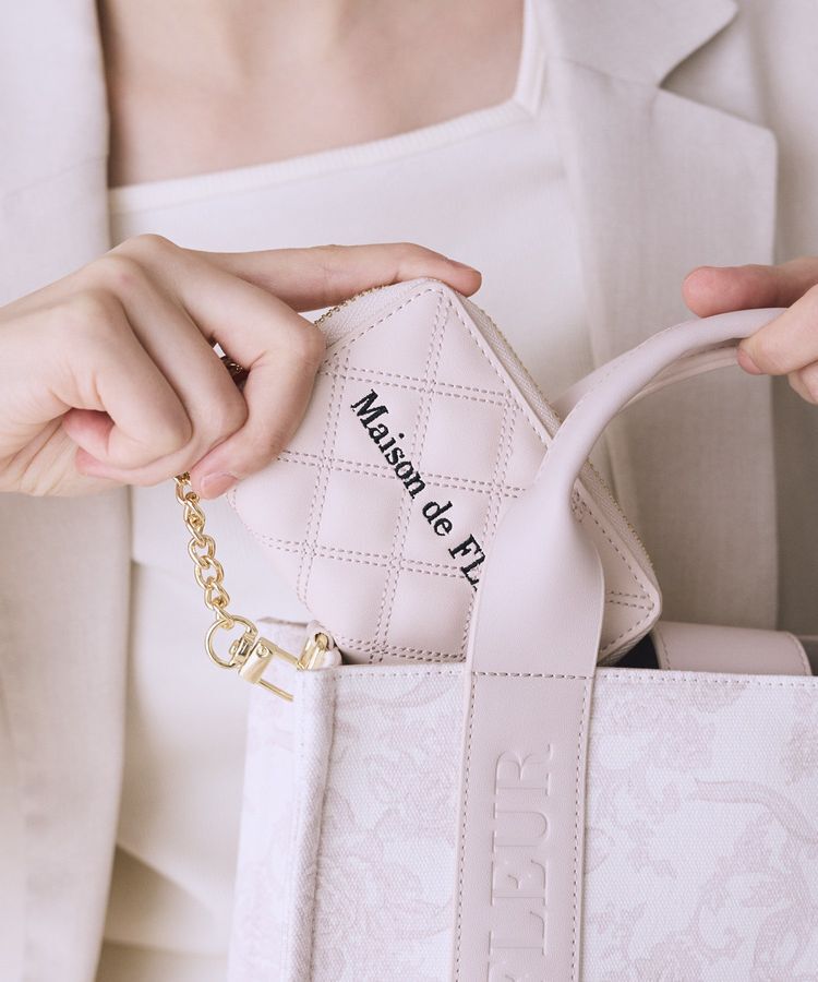 Maison de FLEUR「スクエアキルティングコインケース」|ポーチ|
