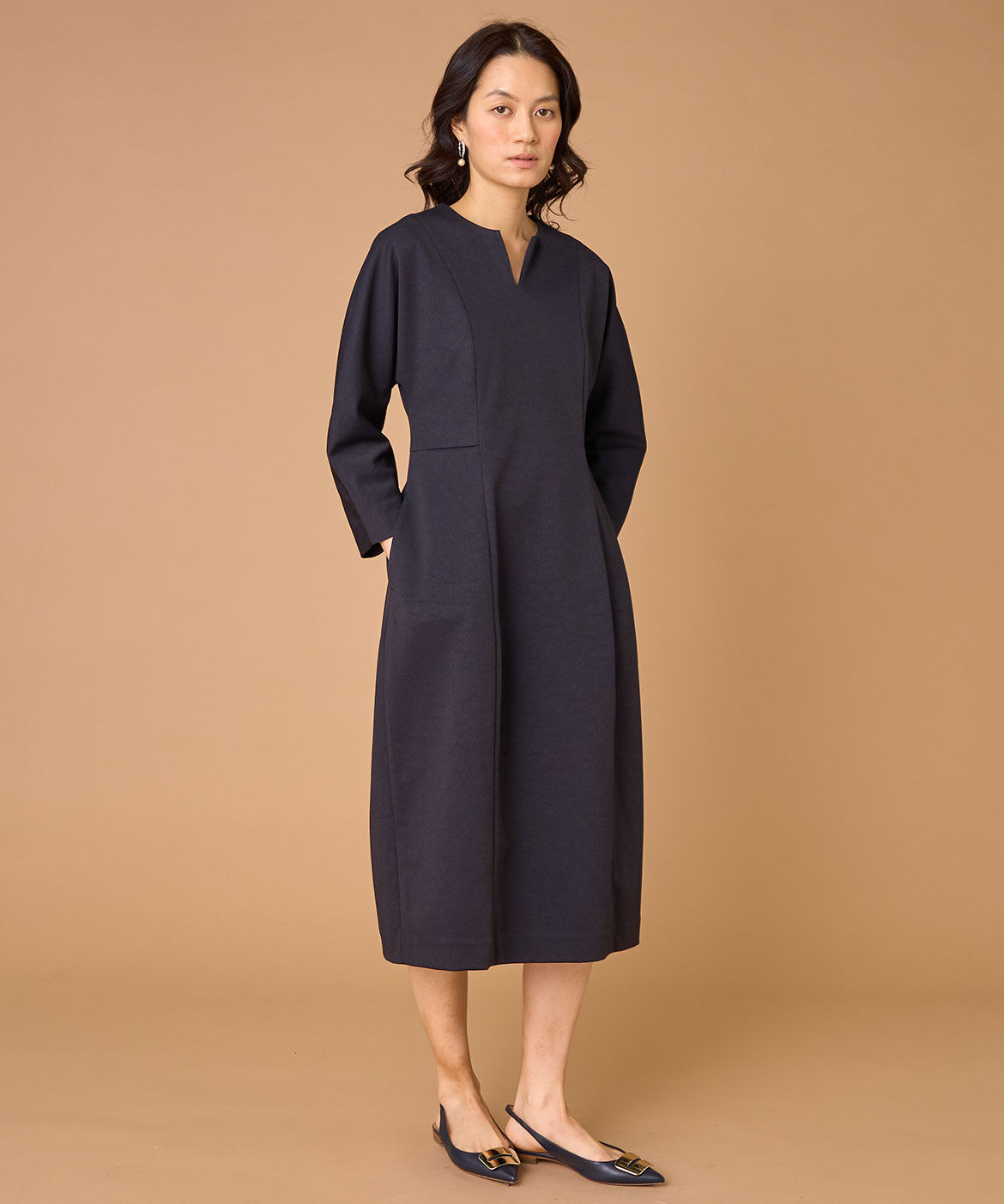 INED「《大きいサイズ》キーネックワンピース」|ワンピース|