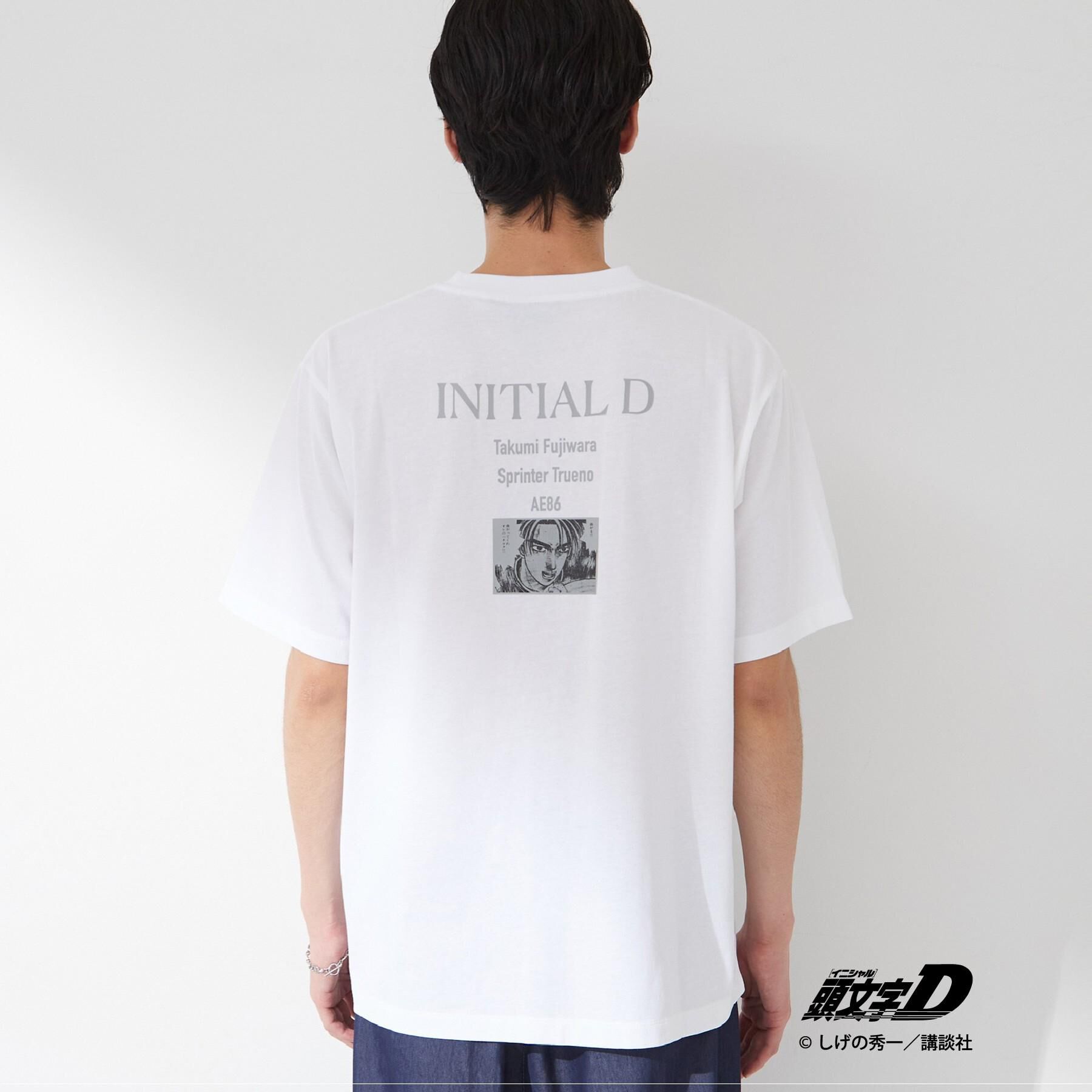 THE SHOP TK「頭文字D 別注 『フジワラ』 グラフィック半袖Tシャツ ステッカー＆チャーム付き」|Tシャツ・カットソー|
