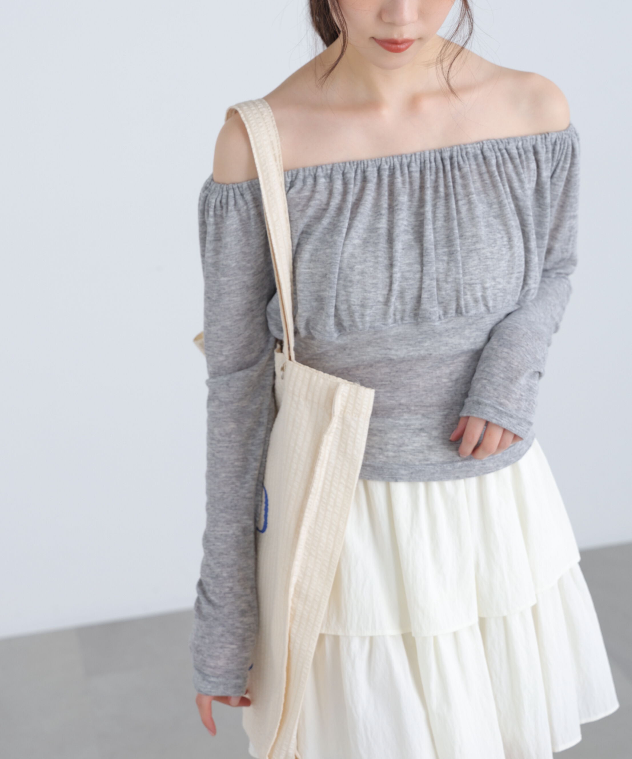  「オフショルシアーギャザーカットソー」|Tシャツ・カットソー|