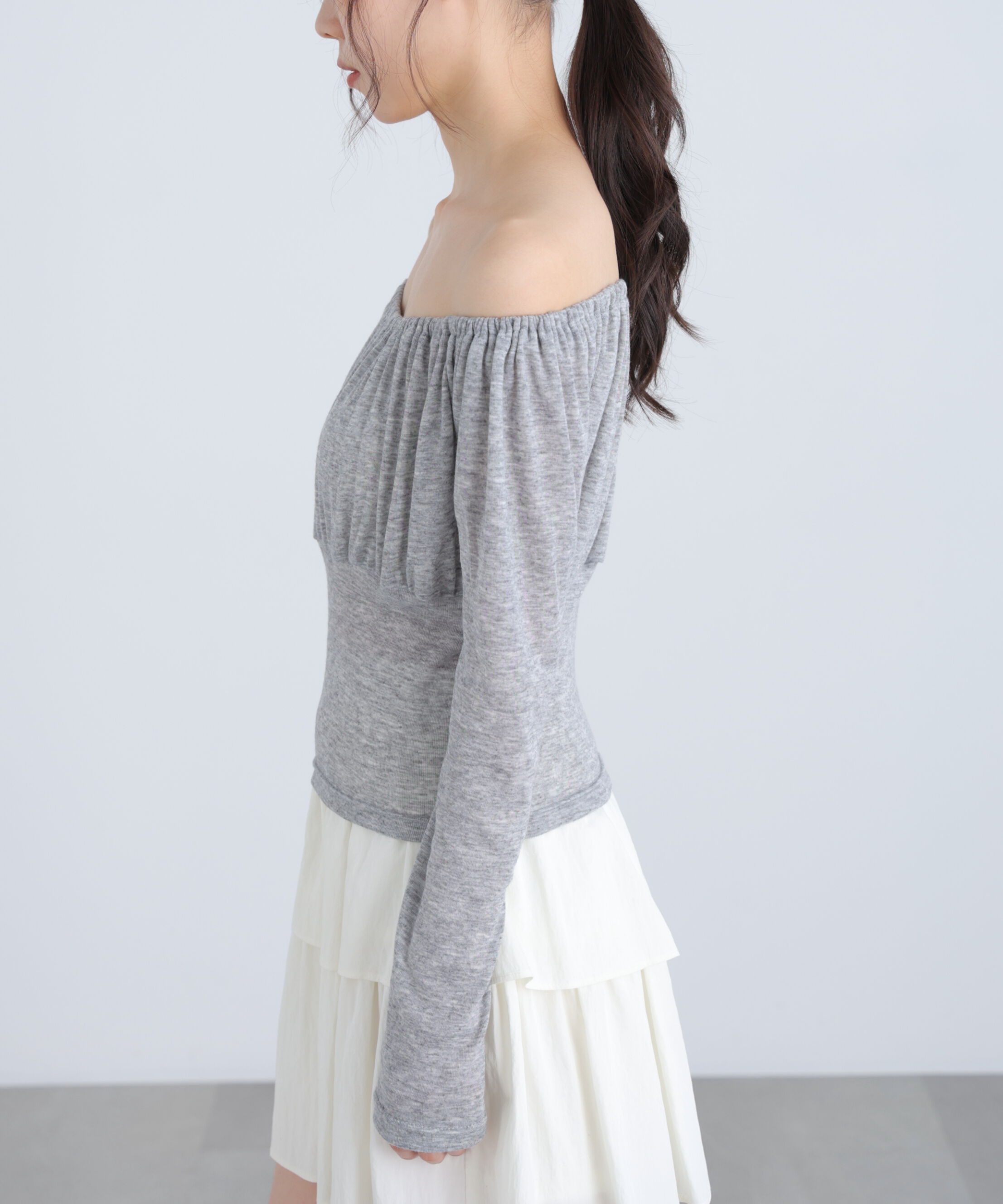  「オフショルシアーギャザーカットソー」|Tシャツ・カットソー|