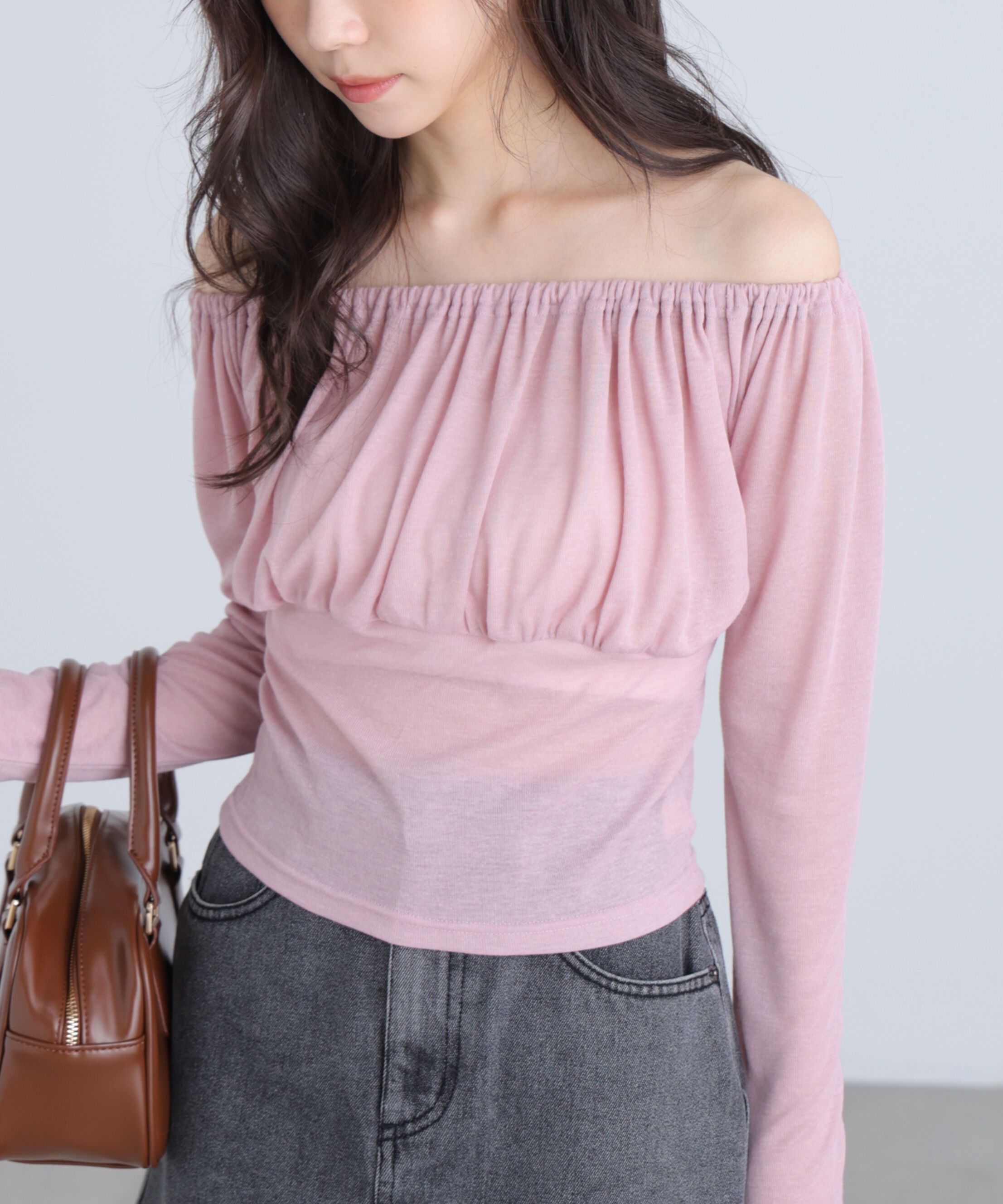  「オフショルシアーギャザーカットソー」|Tシャツ・カットソー|