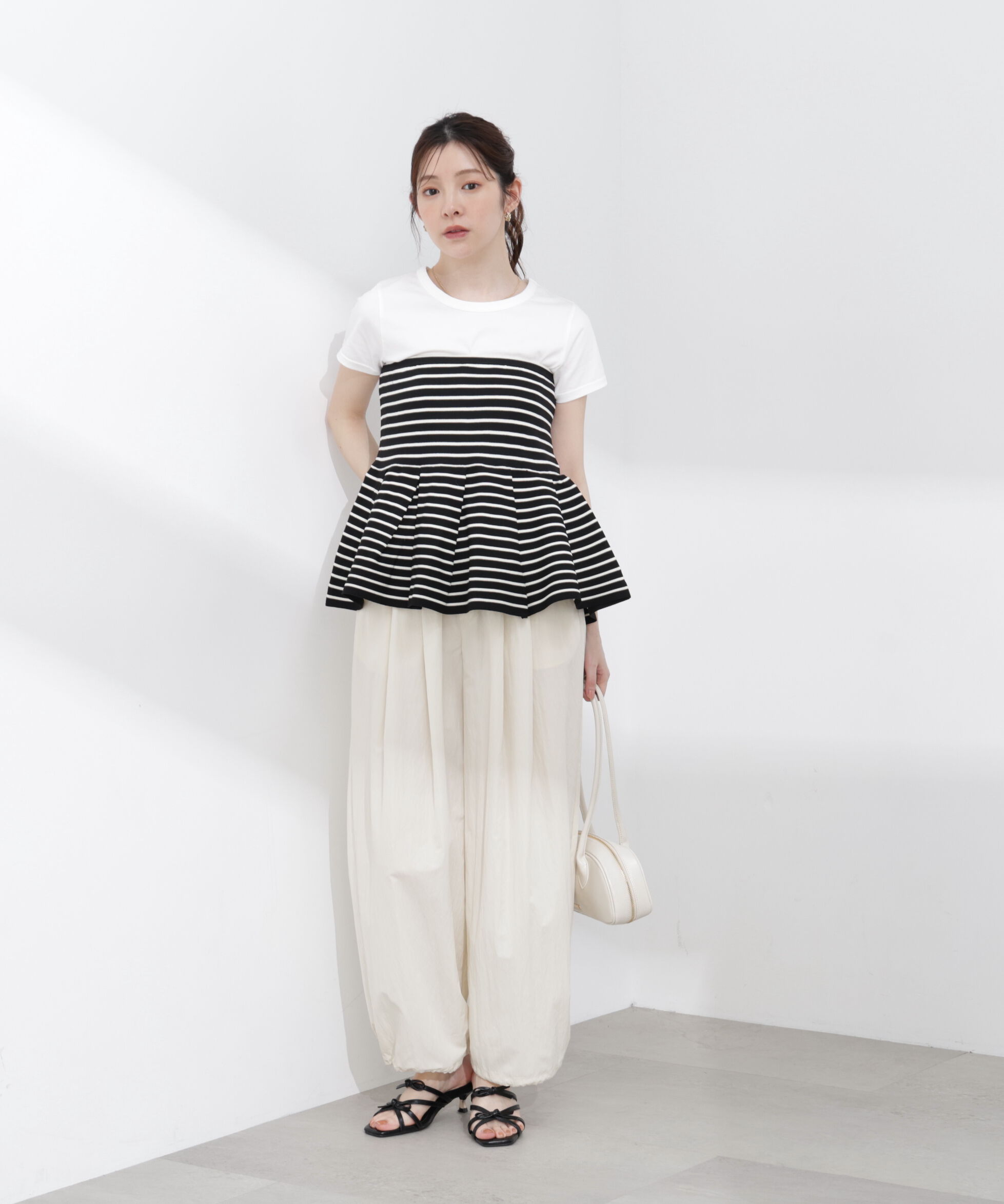 PROPORTION BODY DRESSING「〈a/mie〉オーガニック接触冷感チャーム付きTシャツ 26SS」|Tシャツ・カットソー|