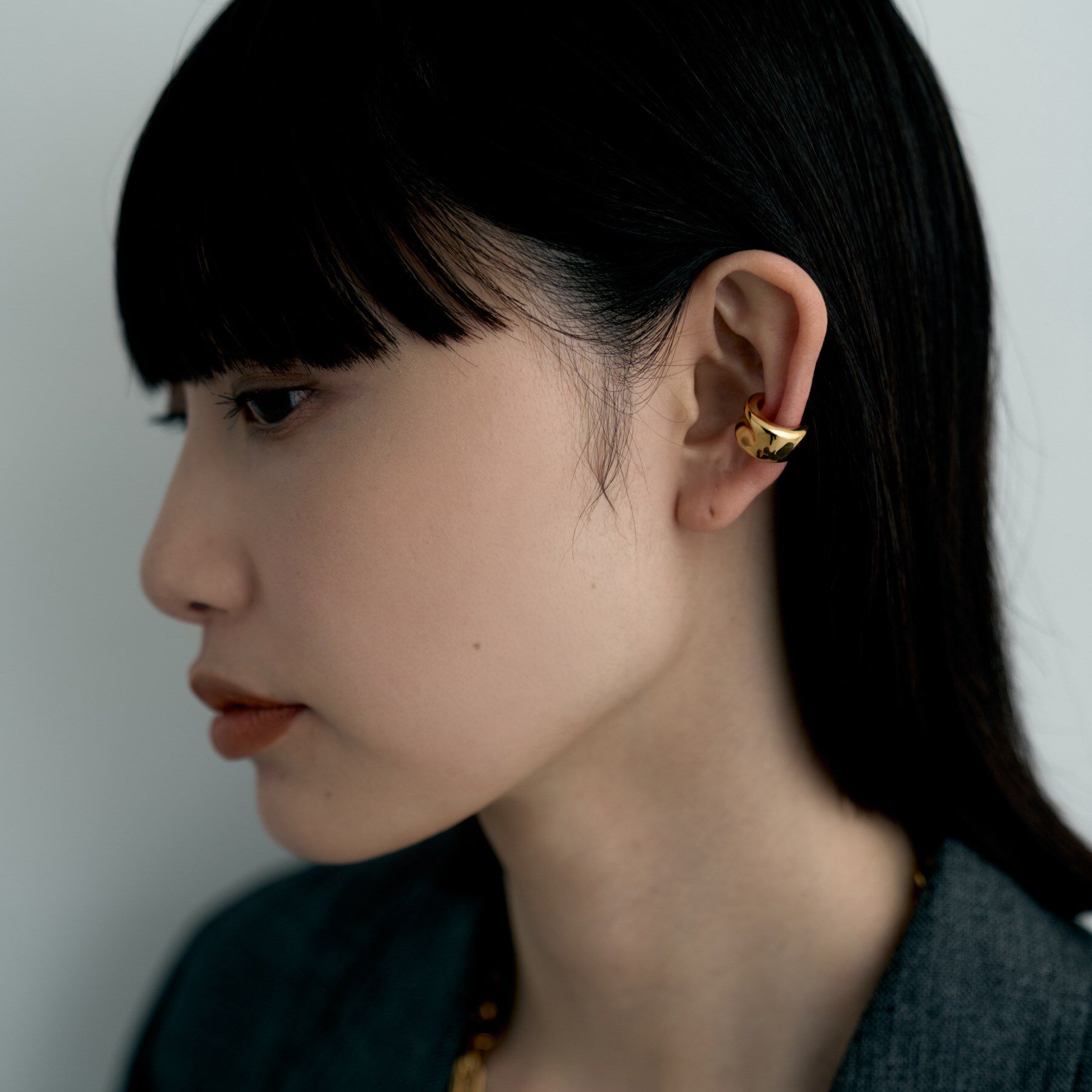 COCOSHNIK ONKITSCH「シルバー コンケイブイヤカフ GP」|イヤーカフ|