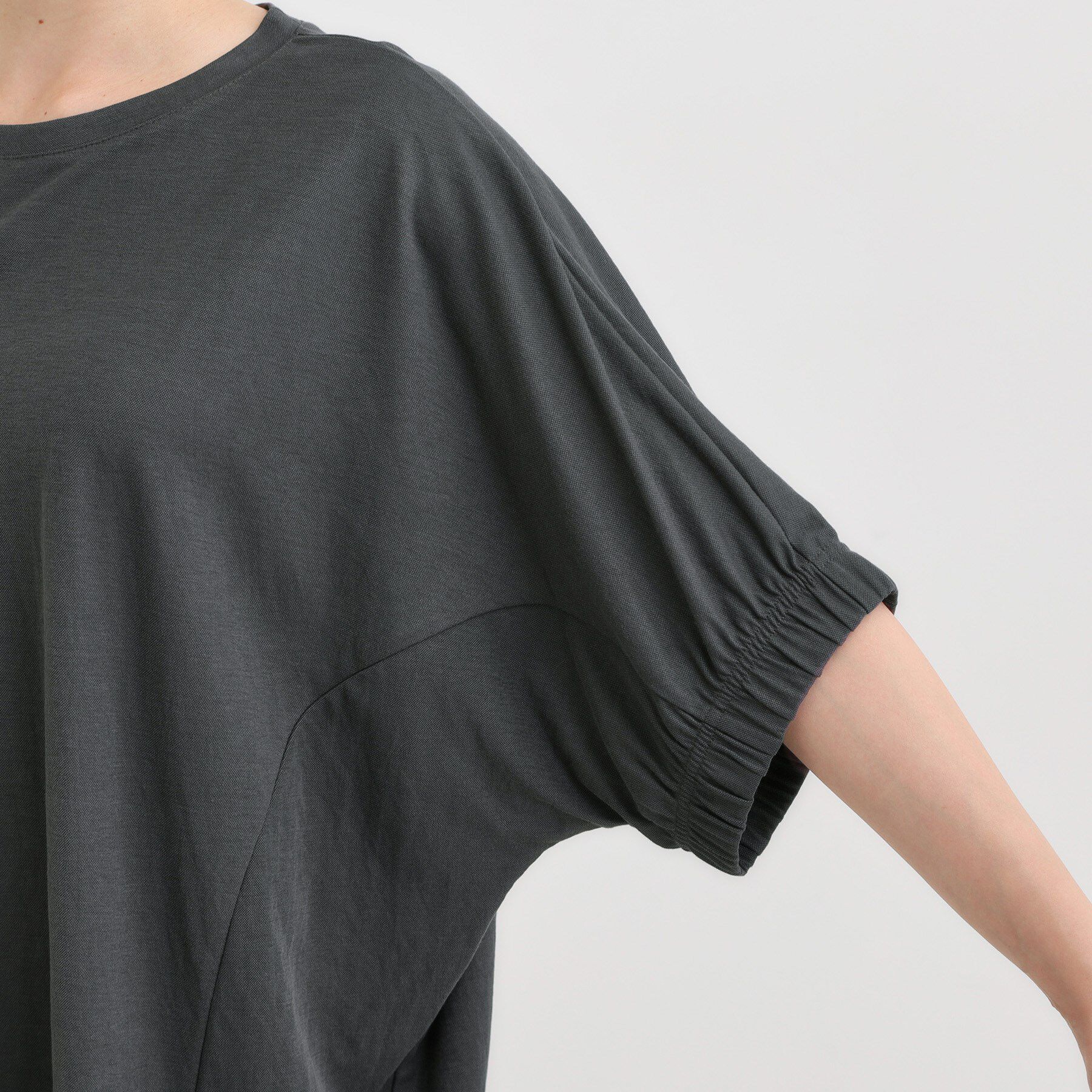 SHOO･LA･RUE「【S-LL/体型カバー】さらさらタッチが心地よい コクーンシルエットチュニック」|チュニック|