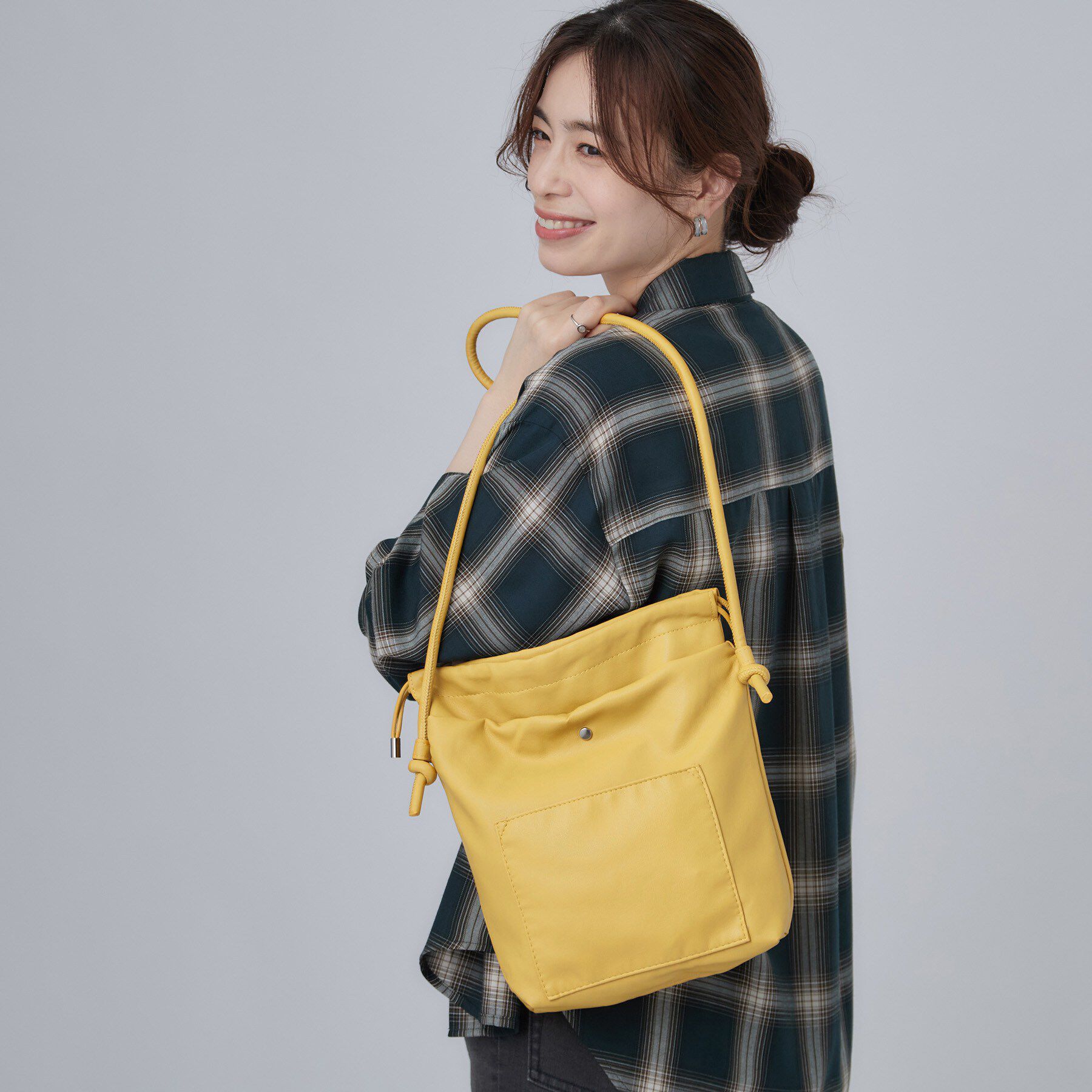 SHOO･LA･RUE「巾着ミニショルダーバッグ」|ショルダー・メッセンジャー|イエロー(032)