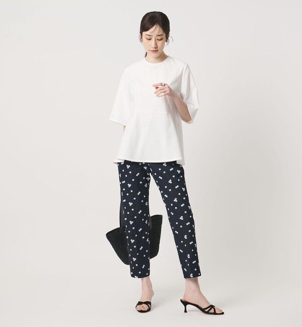 UNITED ARROWS「エンブロイダリー フラワー スリム テーパードパンツ ‐ウォッシャブル‐」|チノ|