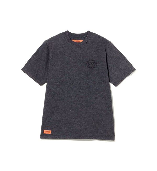 BEAMS「【別注】UNIVERSAL OVERALL / ピグメント フォト Tシャツ」|Tシャツ・カットソー|NAVY