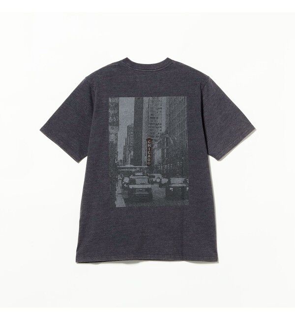 BEAMS「【別注】UNIVERSAL OVERALL / ピグメント フォト Tシャツ」|Tシャツ・カットソー|
