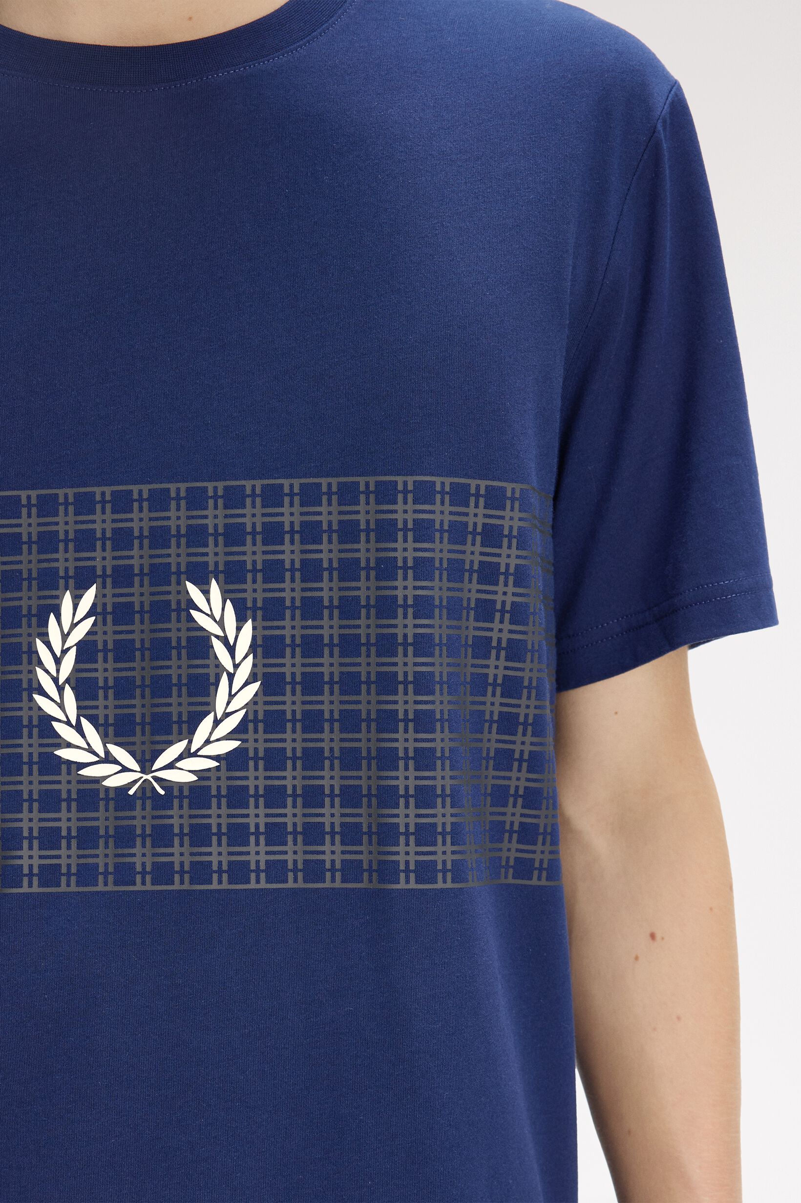 FRED PERRY 「Tennis Net Graphic T-Shirt／テニスネットグラフィックTシャツ」|Tシャツ・カットソー|