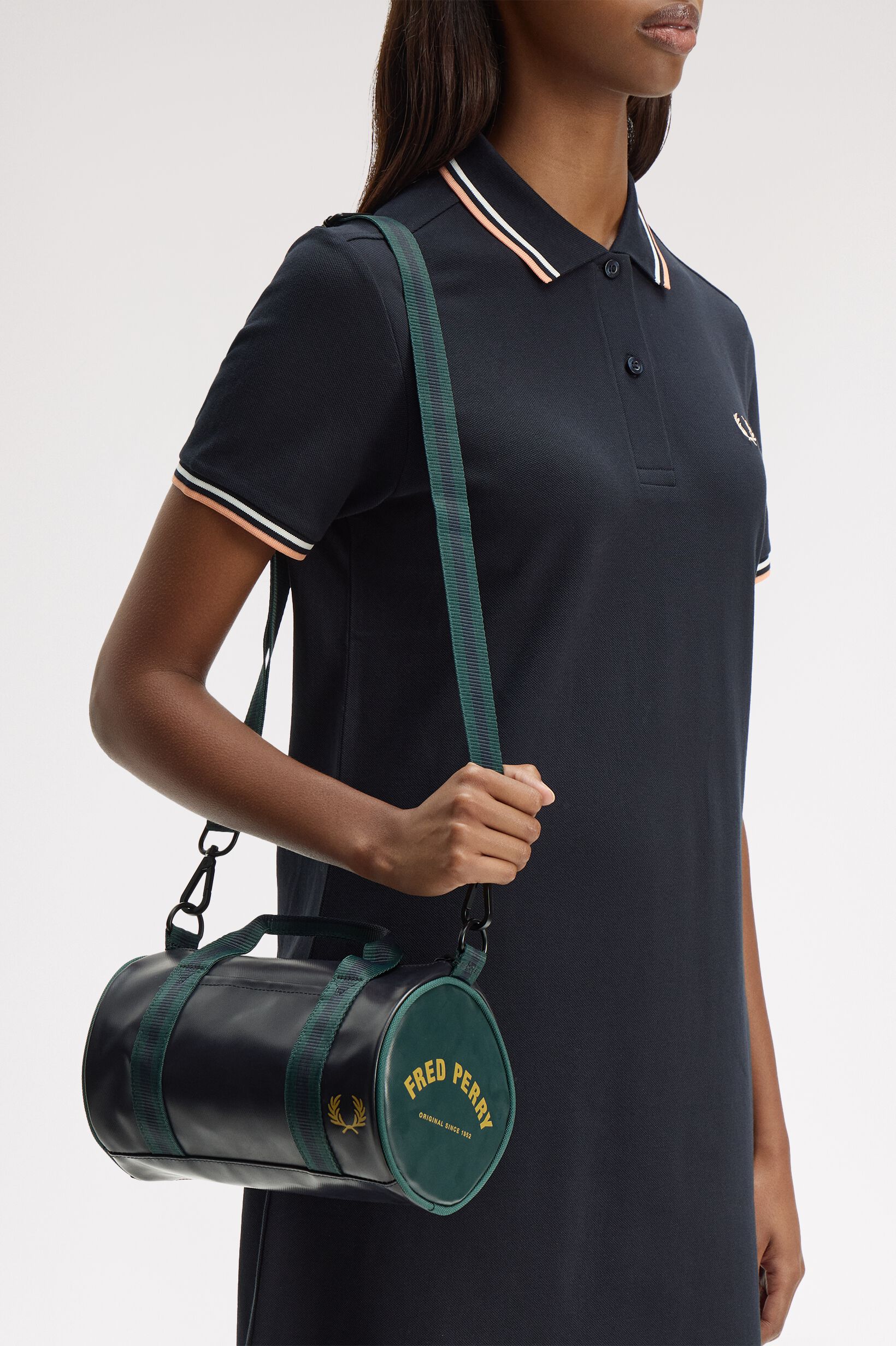 FRED PERRY 「Classic Mini Barrel Bag／クラシックミニバレルバッグ」|その他|