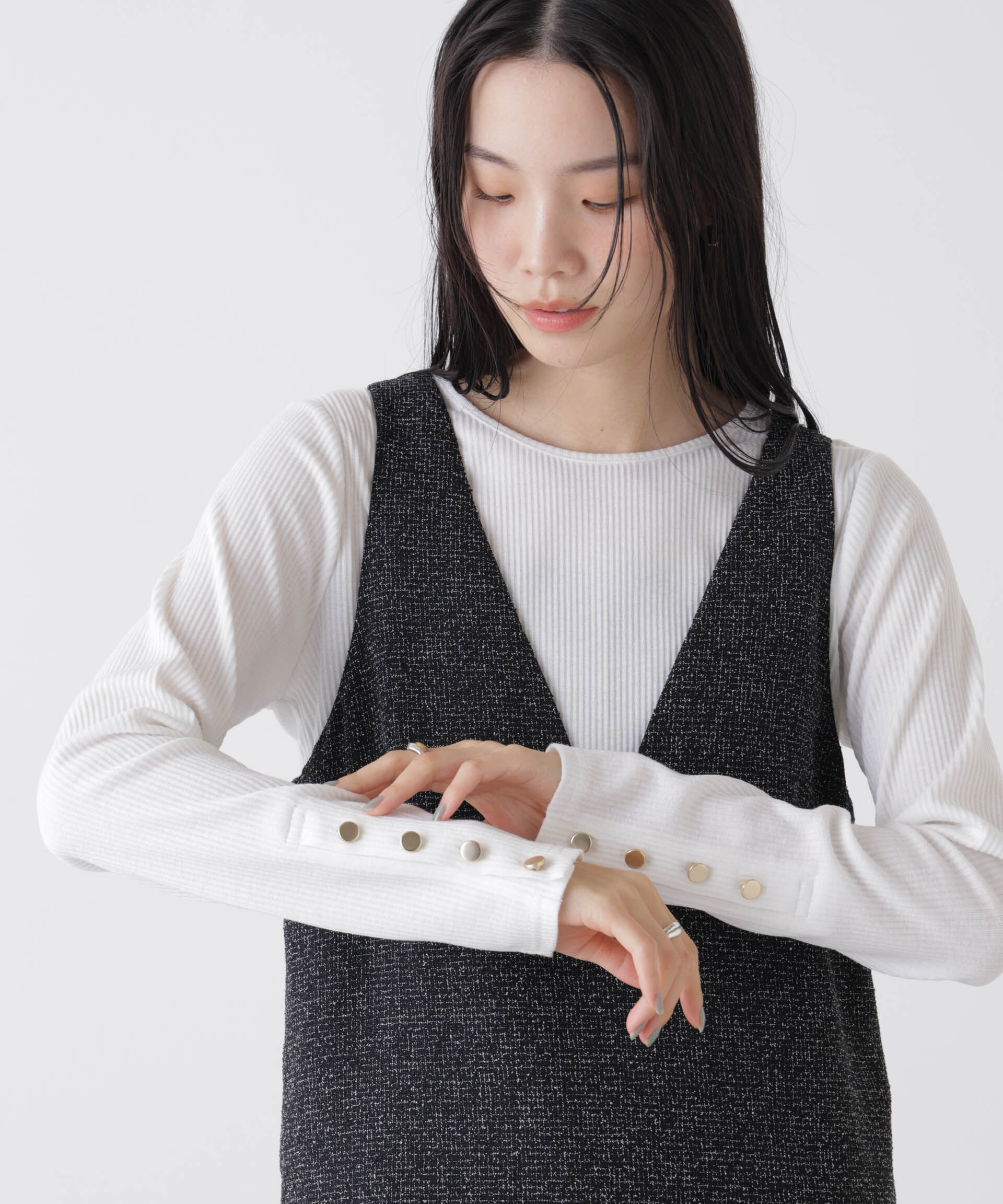 NANO universe「メタルボタンスリーブクルーネックリブカットトップス」|Tシャツ・カットソー|ホワイト