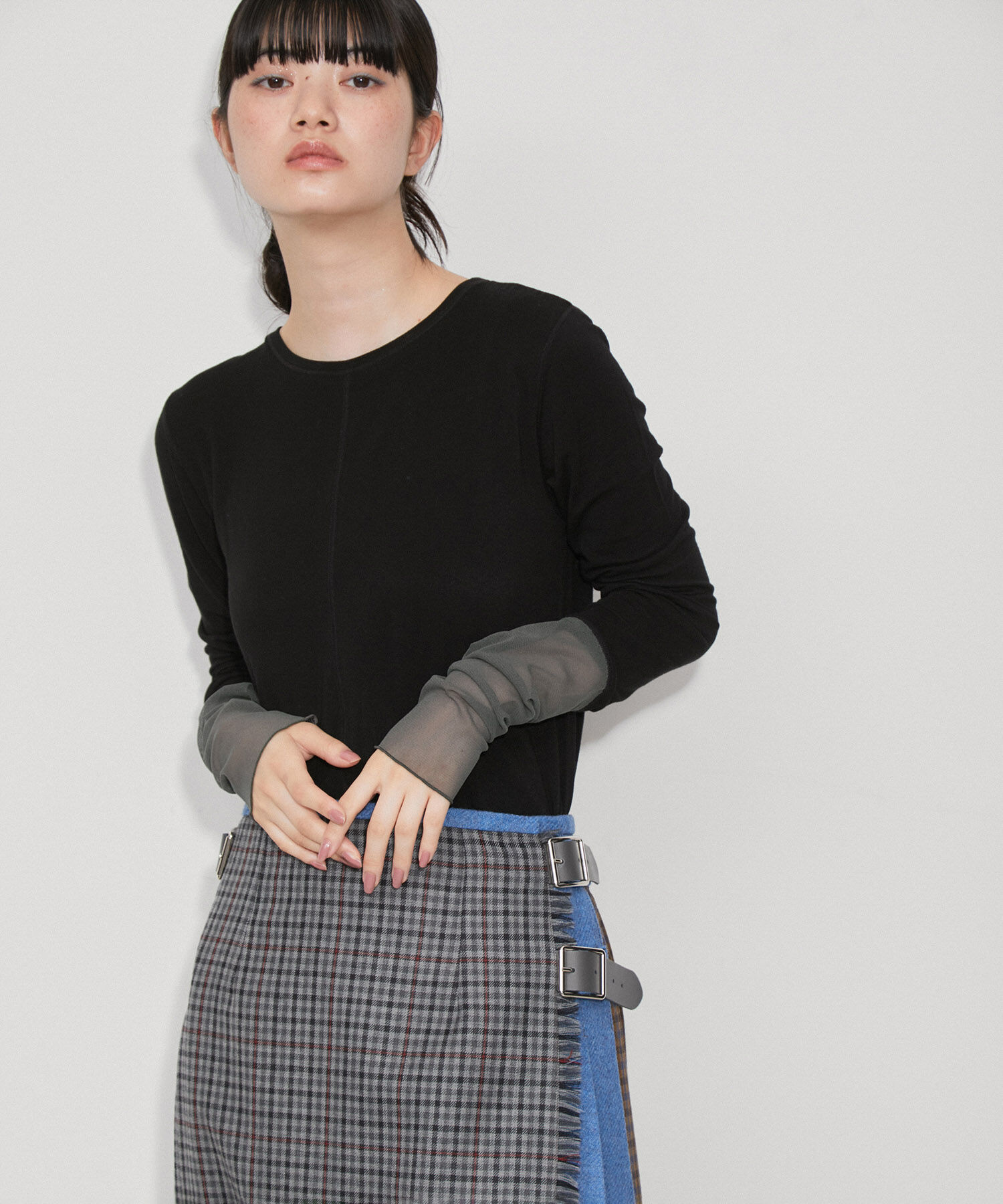 ADAM ET ROPE'「【サステナブル・洗える】エアリーシアーカフスカットソー」|Tシャツ・カットソー|
