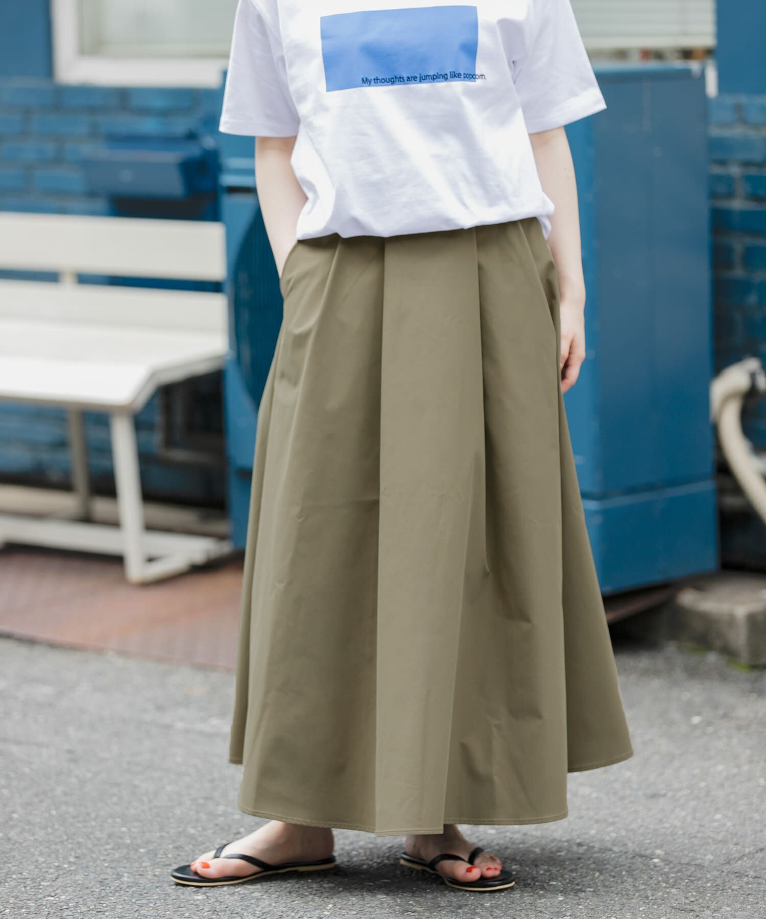 URBAN RESEARCH DOORS「FORK&SPOON　タックフレアスカート」|スカート|カーキ