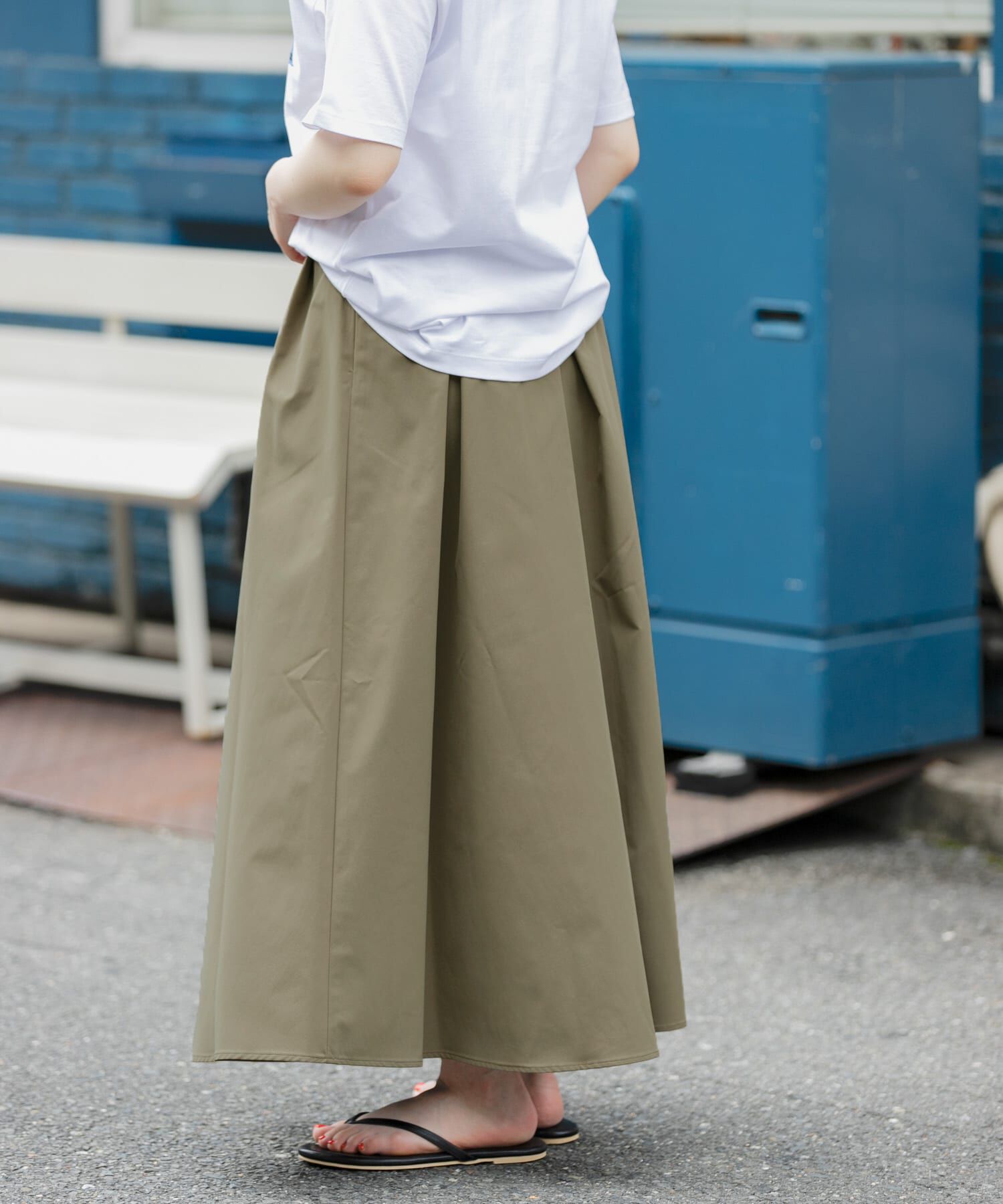 URBAN RESEARCH DOORS「FORK&SPOON　タックフレアスカート」|スカート|