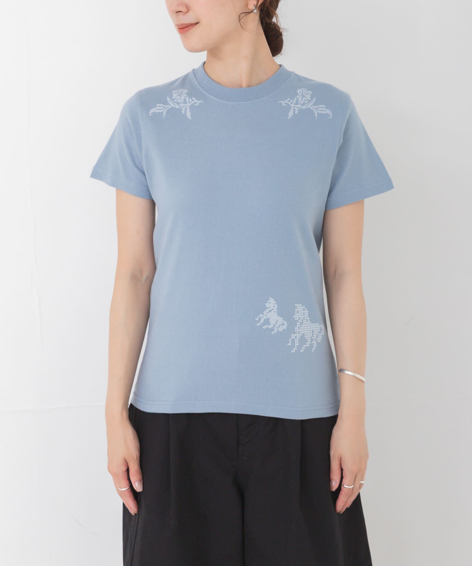 URBAN RESEARCH「Teya　CROSS-STITCH T-SHIRTS」|Tシャツ・カットソー|