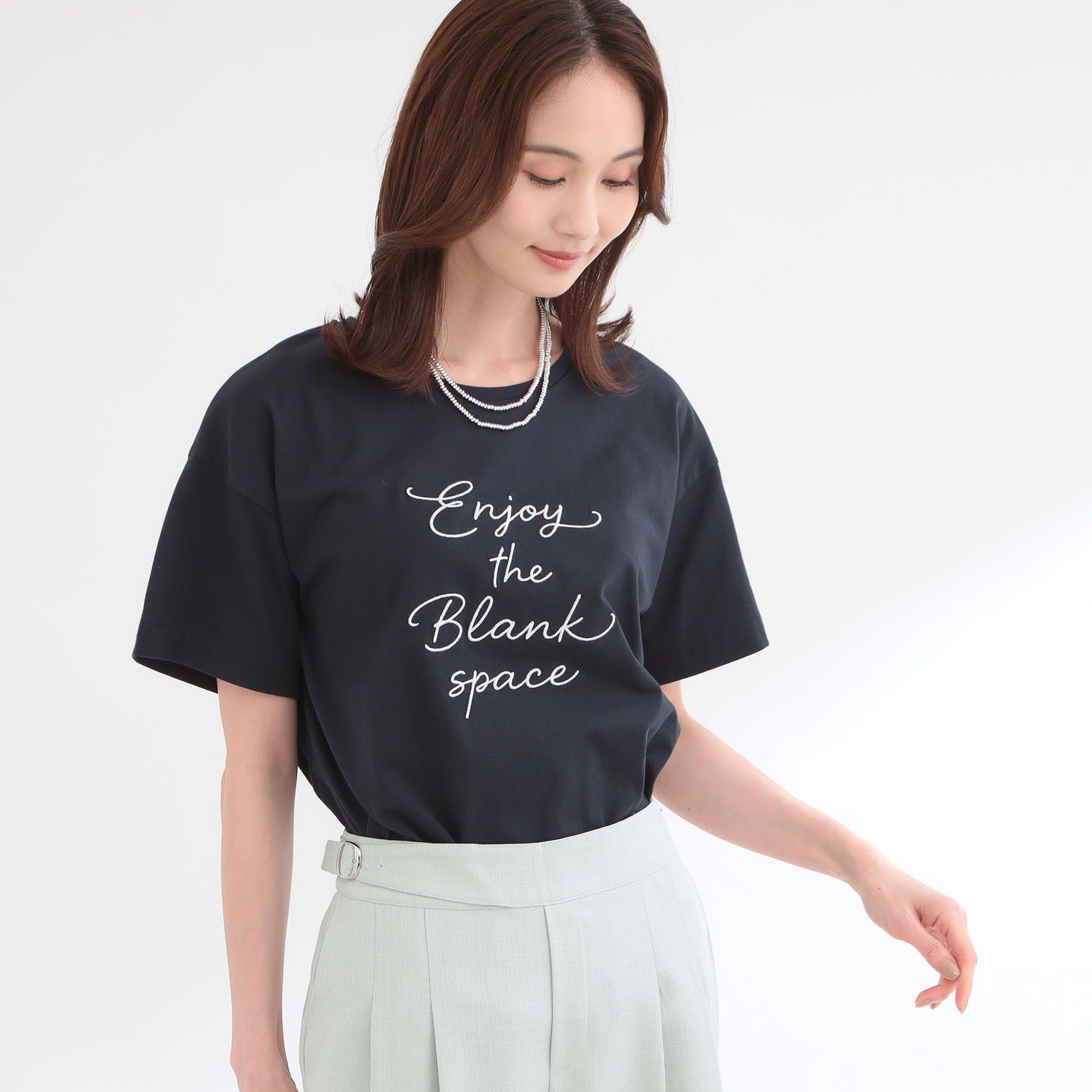 Reflect「【接触冷感】ラインアート刺繍Tシャツ」|Tシャツ・カットソー|ネイビー(194)