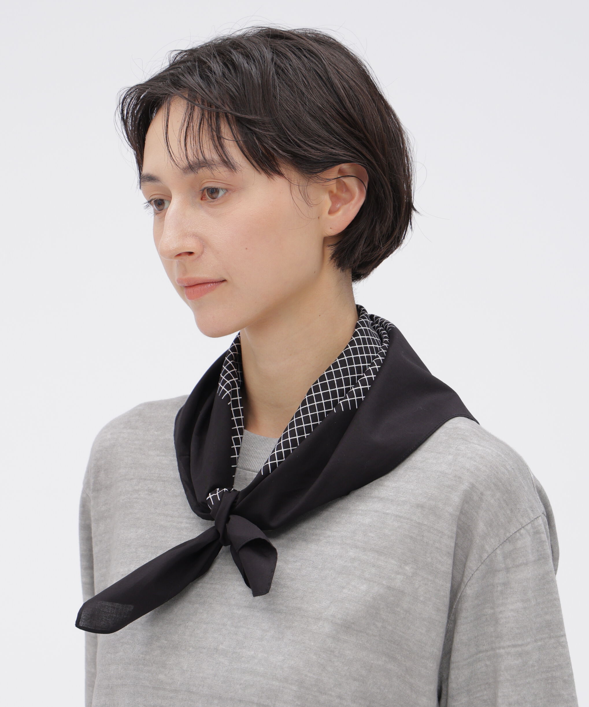 MHL.「PLAIN GRID SCARF」|バンダナ・スカーフ|