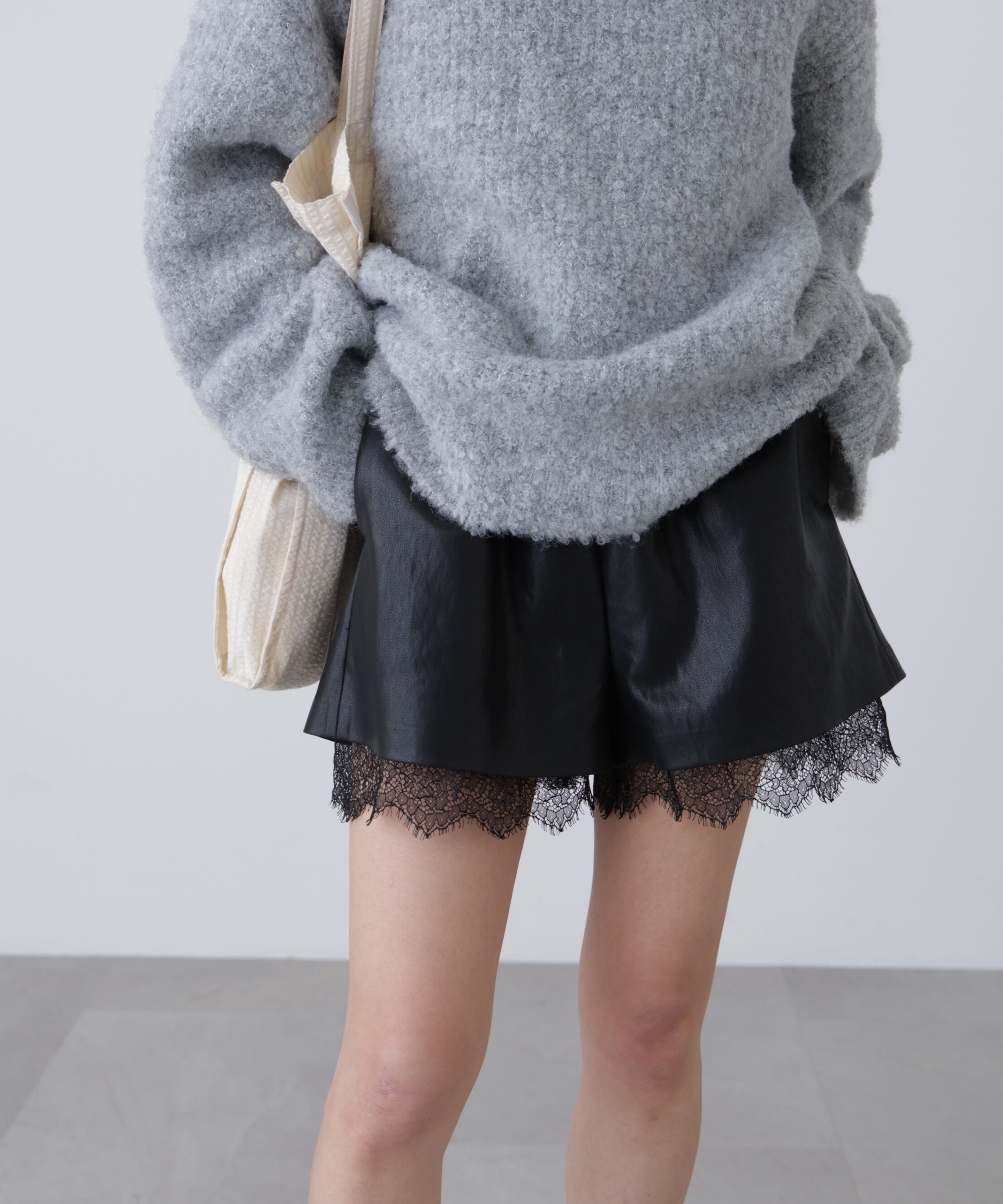  「レースレイヤードエコレザーショートパンツ」|その他|
