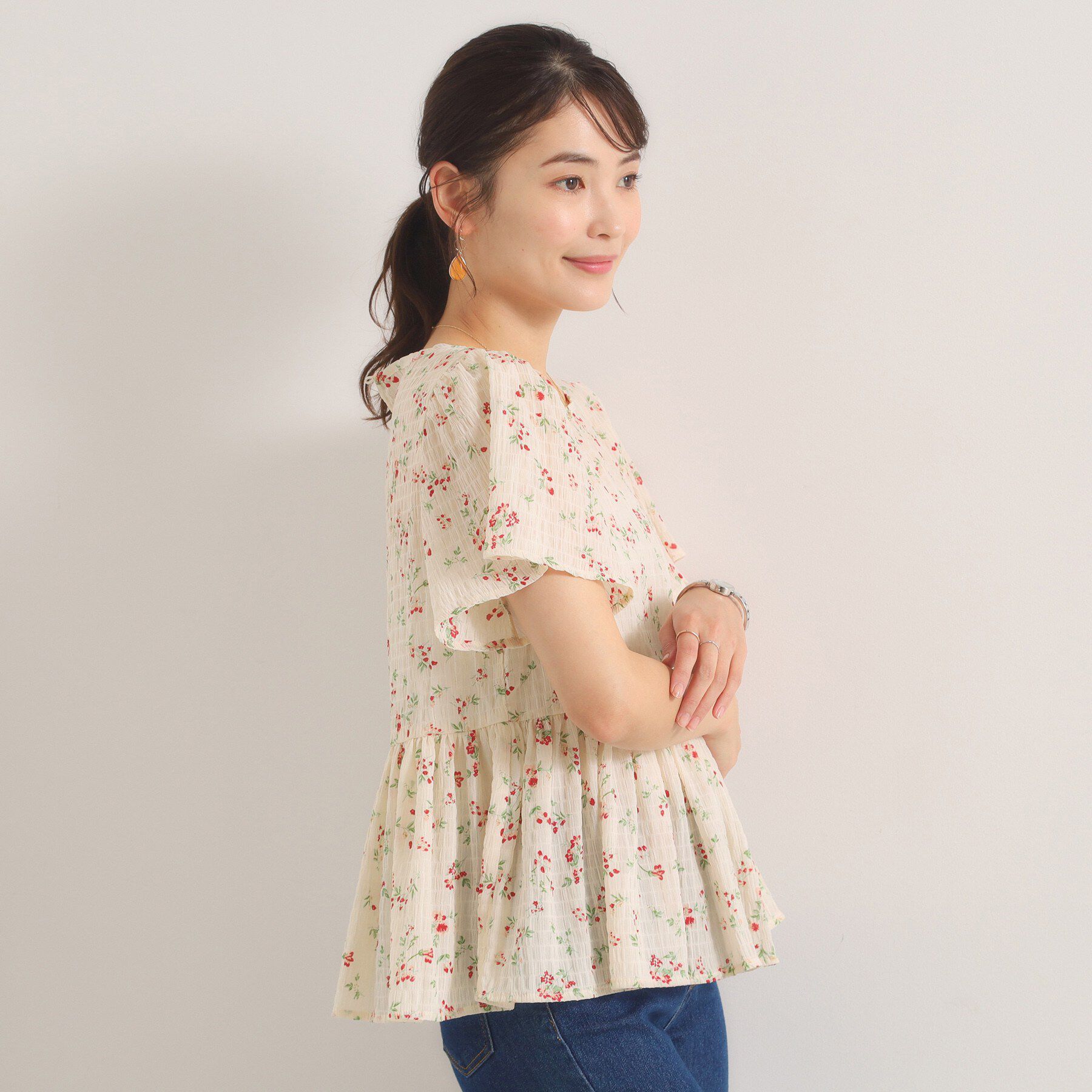 ITS&rsquo;DEMO「花柄シャーリングブラウス」|シャツ・ブラウス|