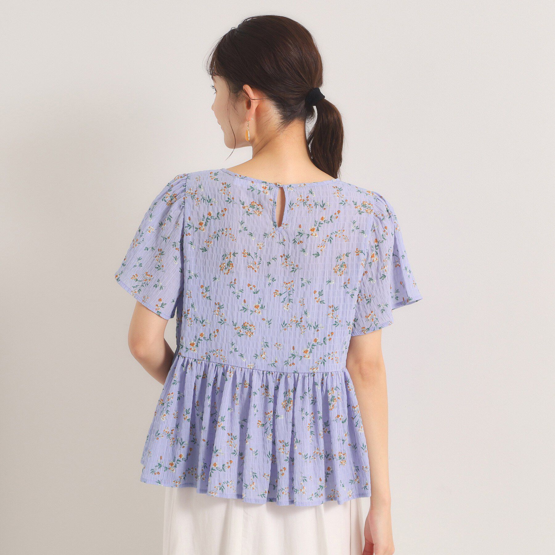 ITS&rsquo;DEMO「花柄シャーリングブラウス」|シャツ・ブラウス|