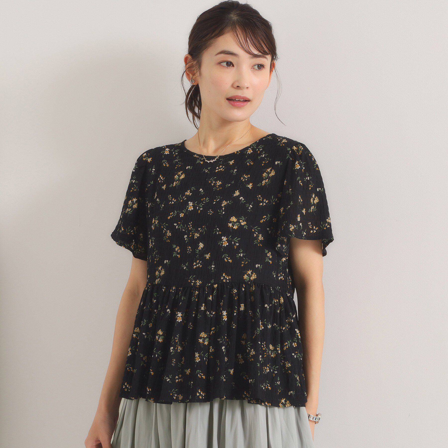 ITS&rsquo;DEMO「花柄シャーリングブラウス」|シャツ・ブラウス|