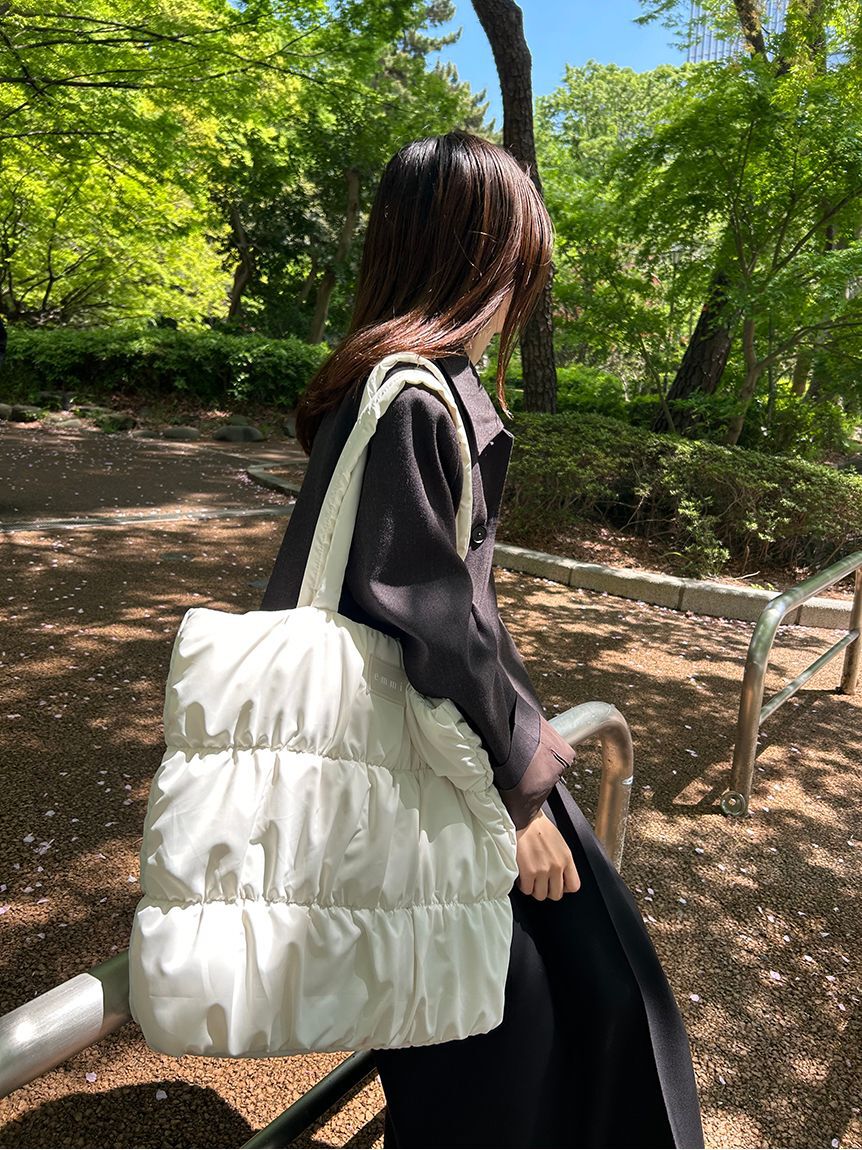 emmi atelier「【ONLINE限定】eco emmiロゴパデットトートバッグ」|トートバッグ|