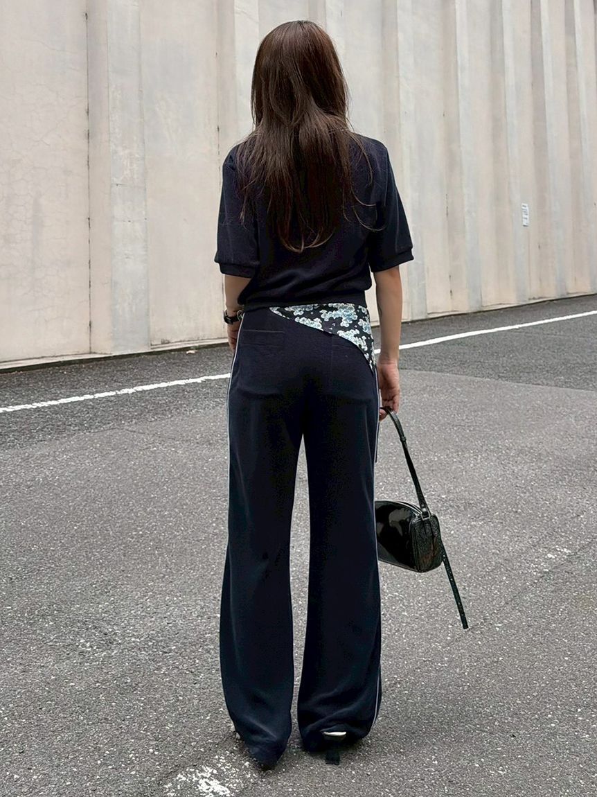 LILY BROWN「【LILY BROWN&times;ANNA SUI】サイドラインパイルパンツ」|チノ|