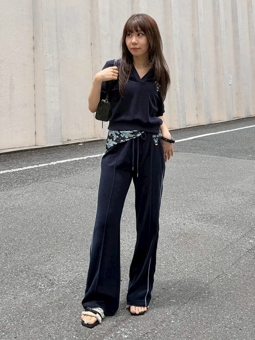 LILY BROWN「【LILY BROWN&times;ANNA SUI】サイドラインパイルパンツ」|チノ|