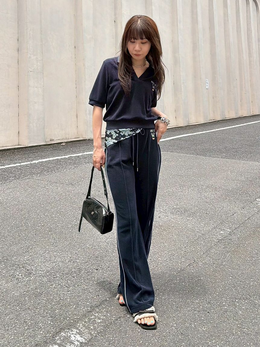 LILY BROWN「【LILY BROWN&times;ANNA SUI】サイドラインパイルパンツ」|チノ|