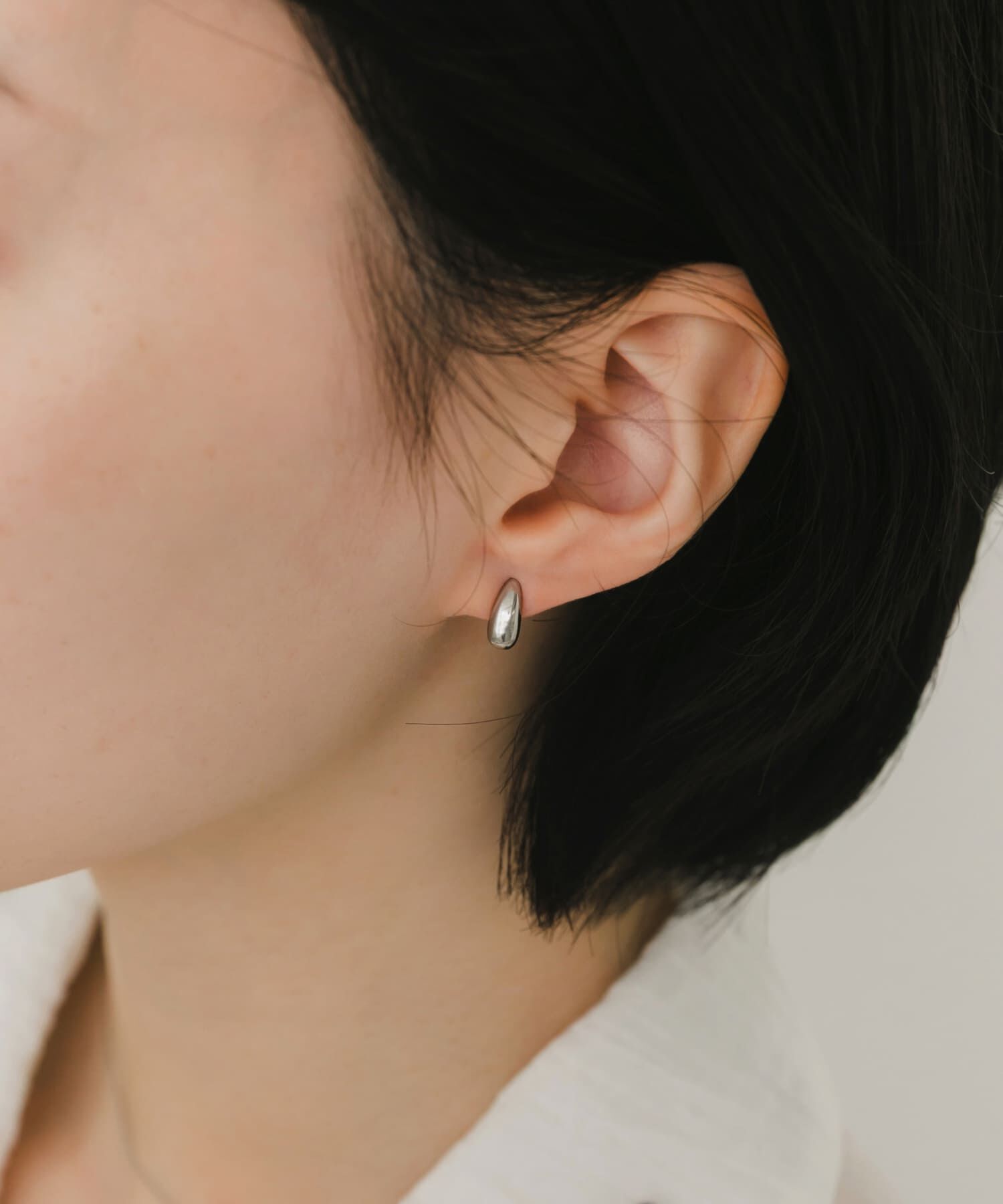 SMELLY「ステンレスミニマルドロップピアス」|ピアス|