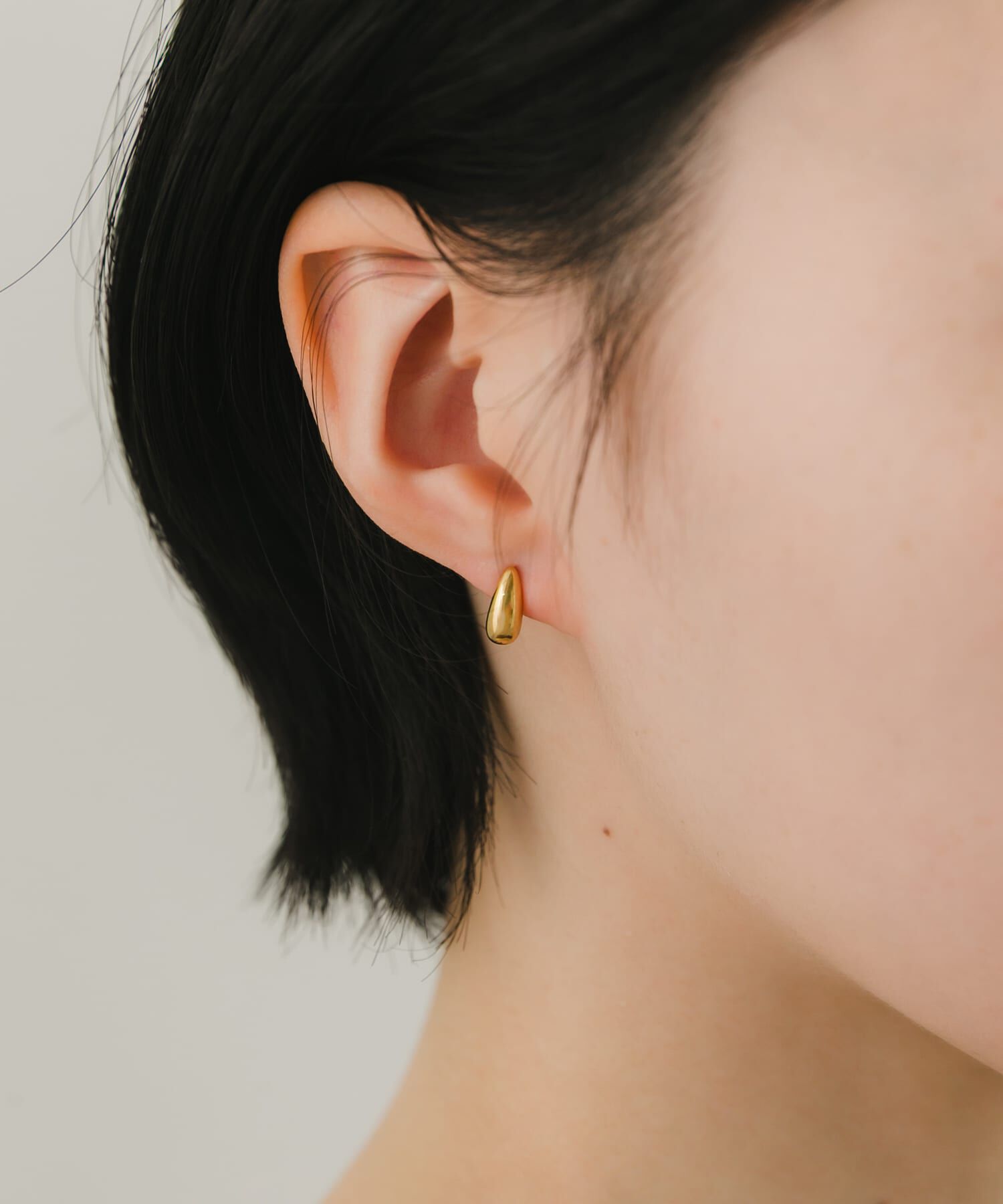 SMELLY「ステンレスミニマルドロップピアス」|ピアス|