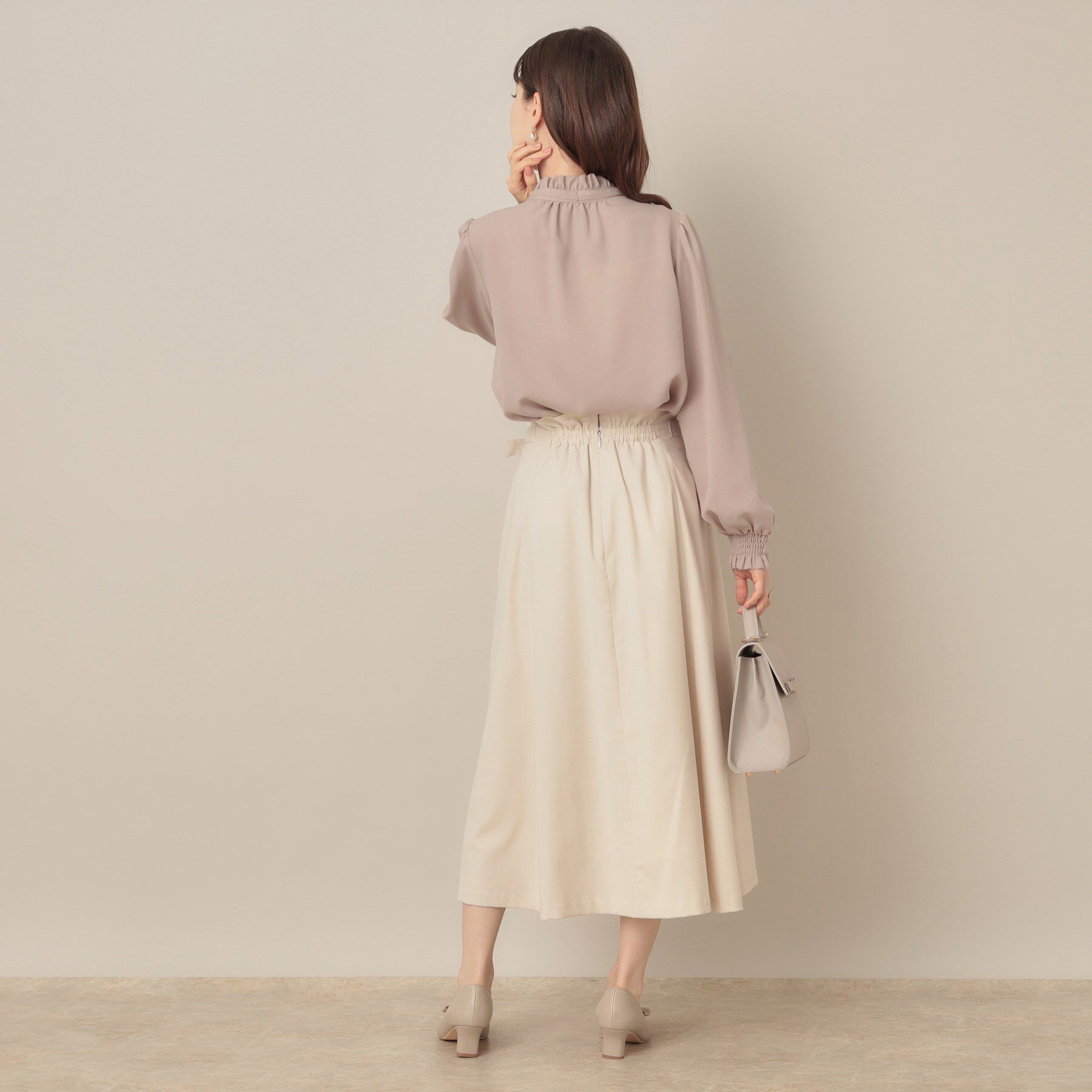 Couture broach「【フェミニン・通勤】タイ付きピコフリルブラウス」|シャツ・ブラウス|