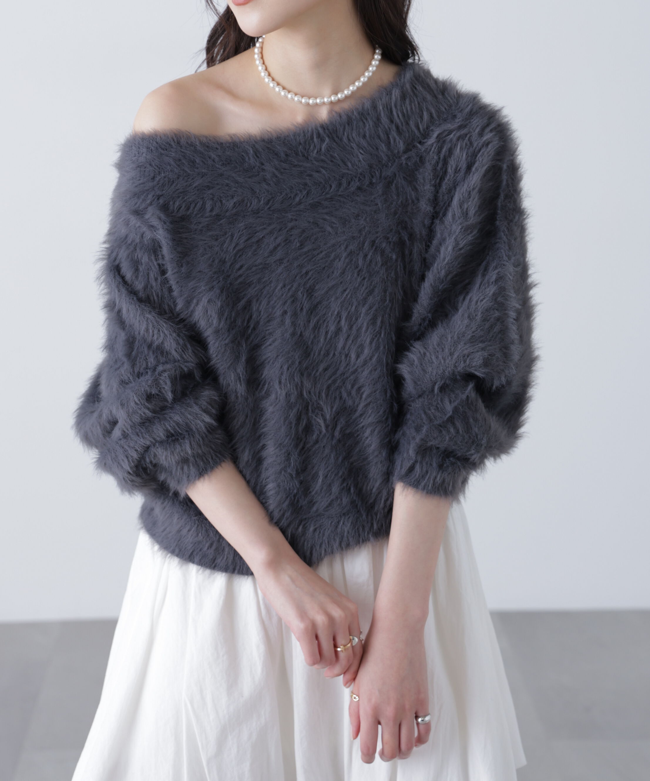  「ロングシャギーオフショルニット」|ニット・セーター|グレー