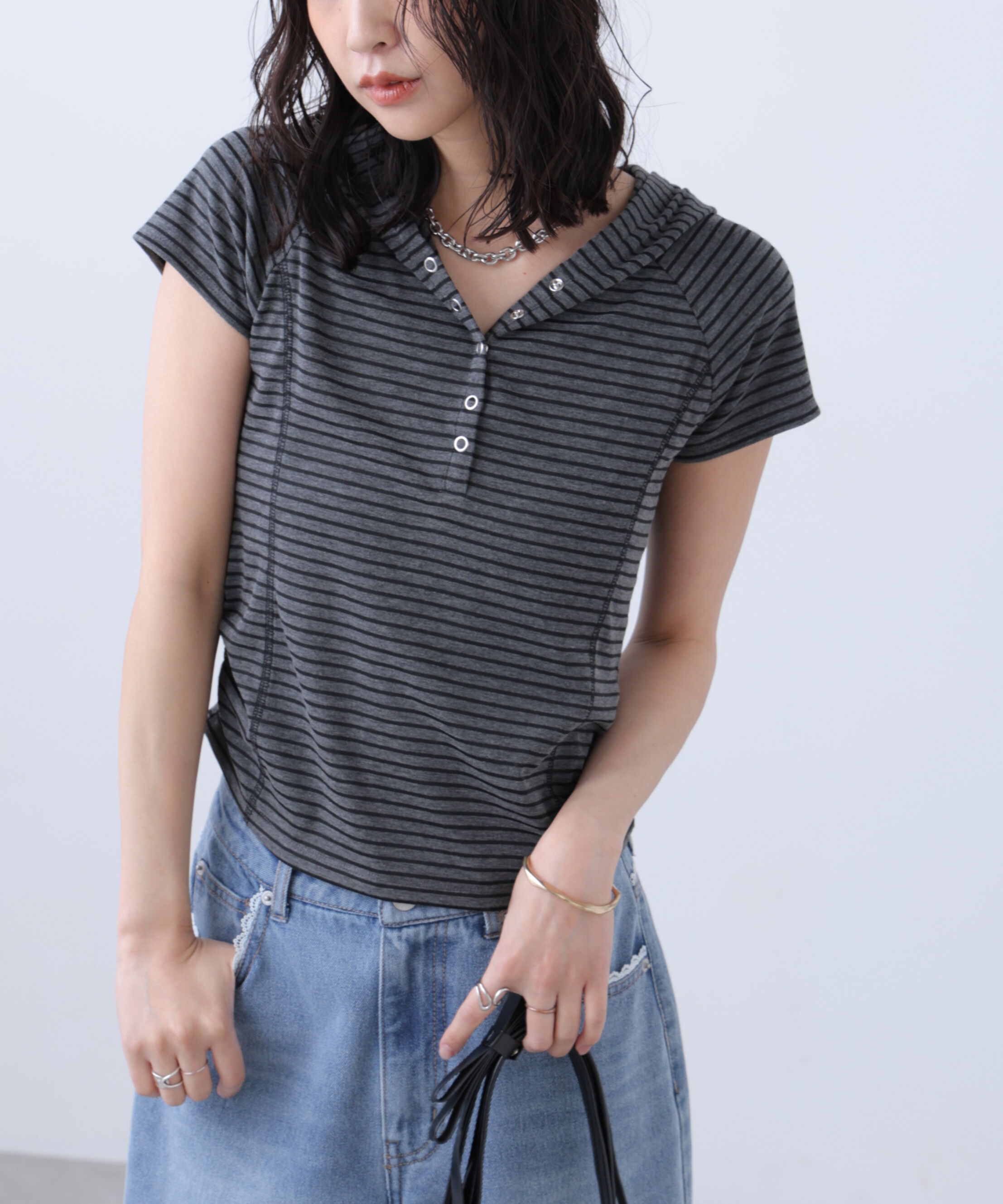  「スキッパー半袖カットソーフーディー」|Tシャツ・カットソー|チャコール&times;  2