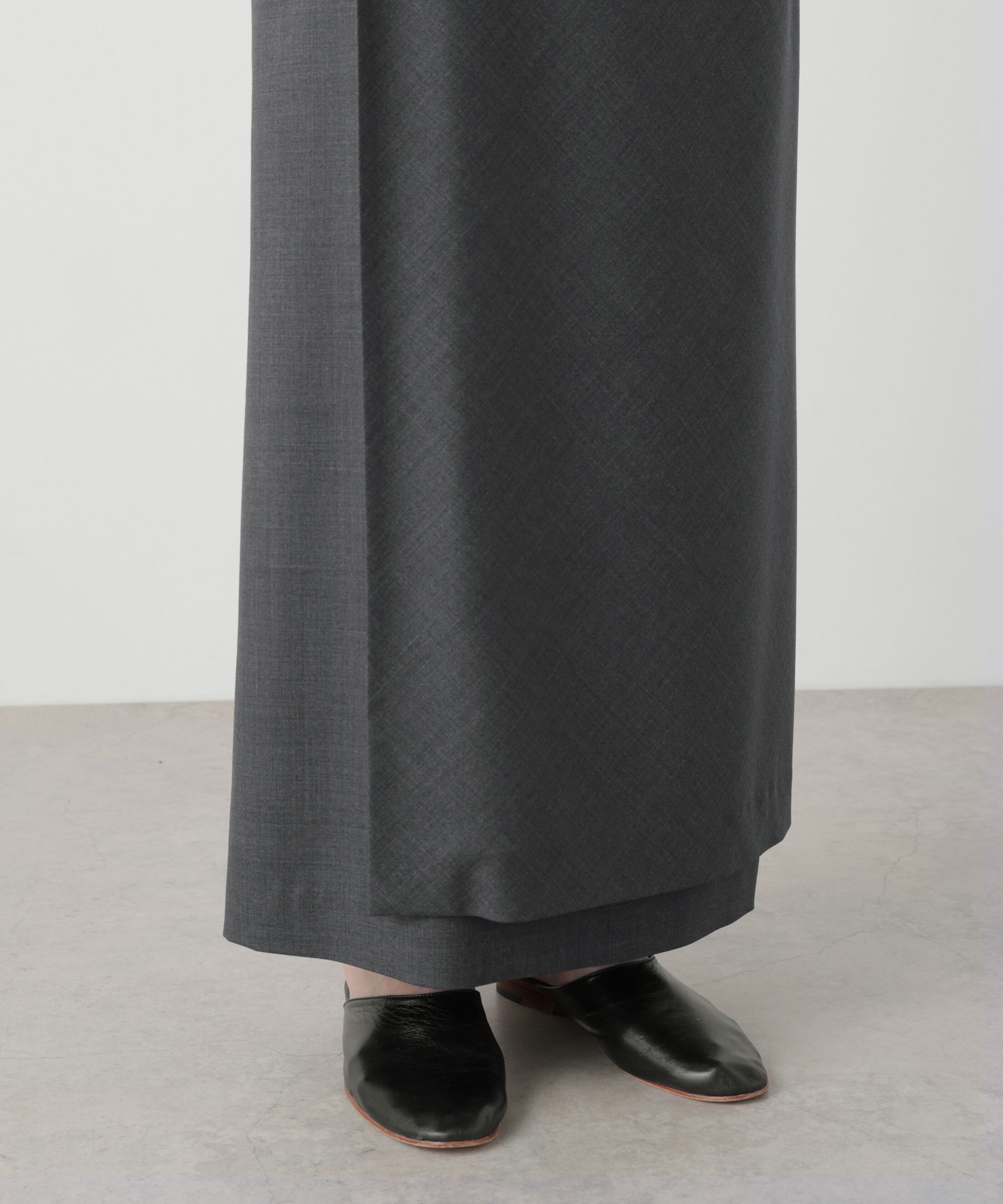 YLEVE 「YLEVE / SUPER140's WOOL TROPICAL SKIRT」|スカート|