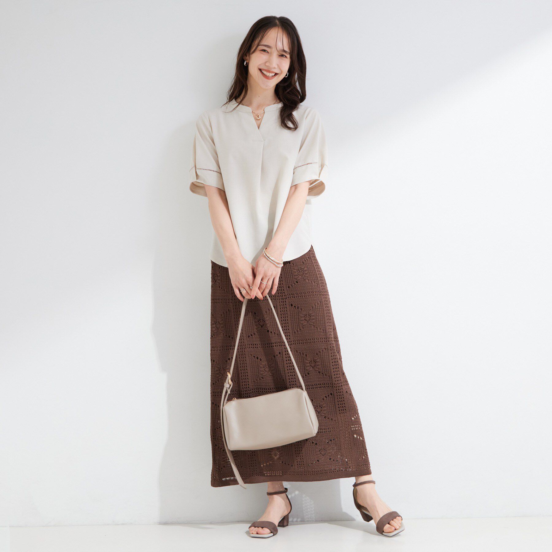 SHOO･LA･RUE「【洗濯後しわになりにくい／インせずきまる】麻調ハシゴレーススキッパーブラウス」|シャツ・ブラウス|