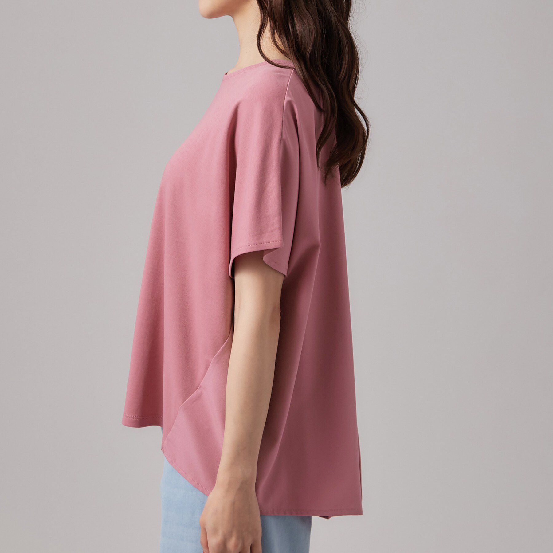 SHOO･LA･RUE「【洗濯機可/S-LL】後ろ姿も映える 異素材ドッキングトップス」|Tシャツ・カットソー|