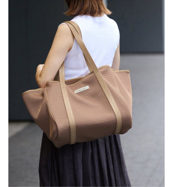 IENA「《洗濯機洗い可》qbag paris/キューバッグ パリ NEST ZIP L バッグ」|トートバッグ|キャメル A